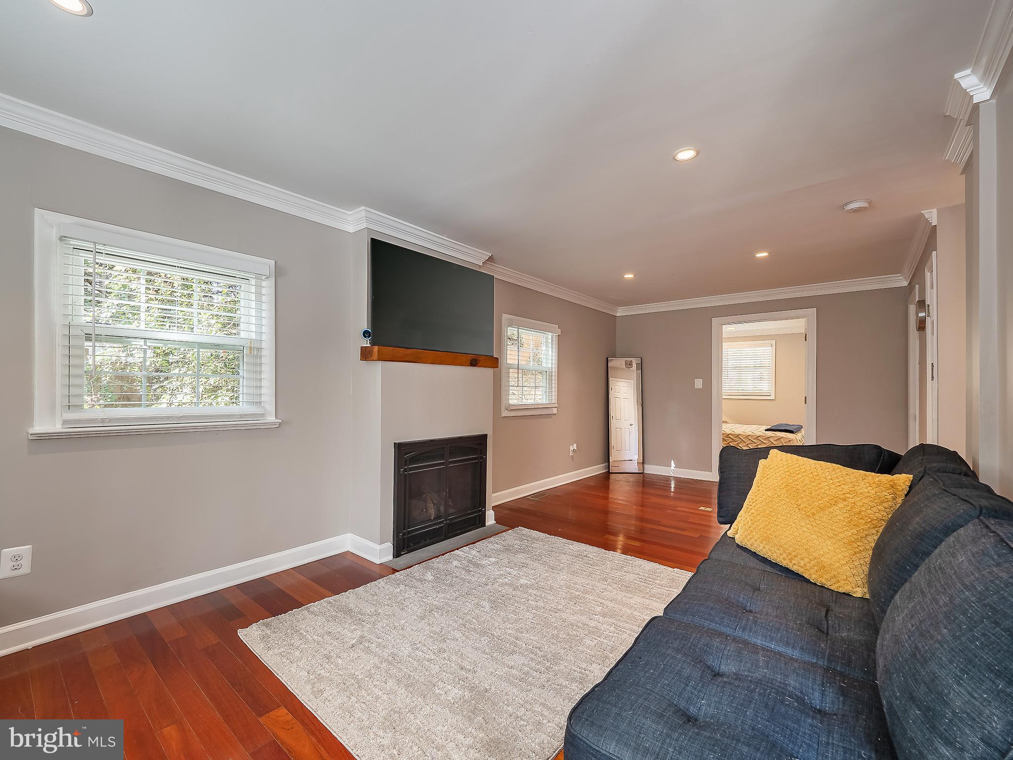 VEIRS MILL VILLAGE - Residential