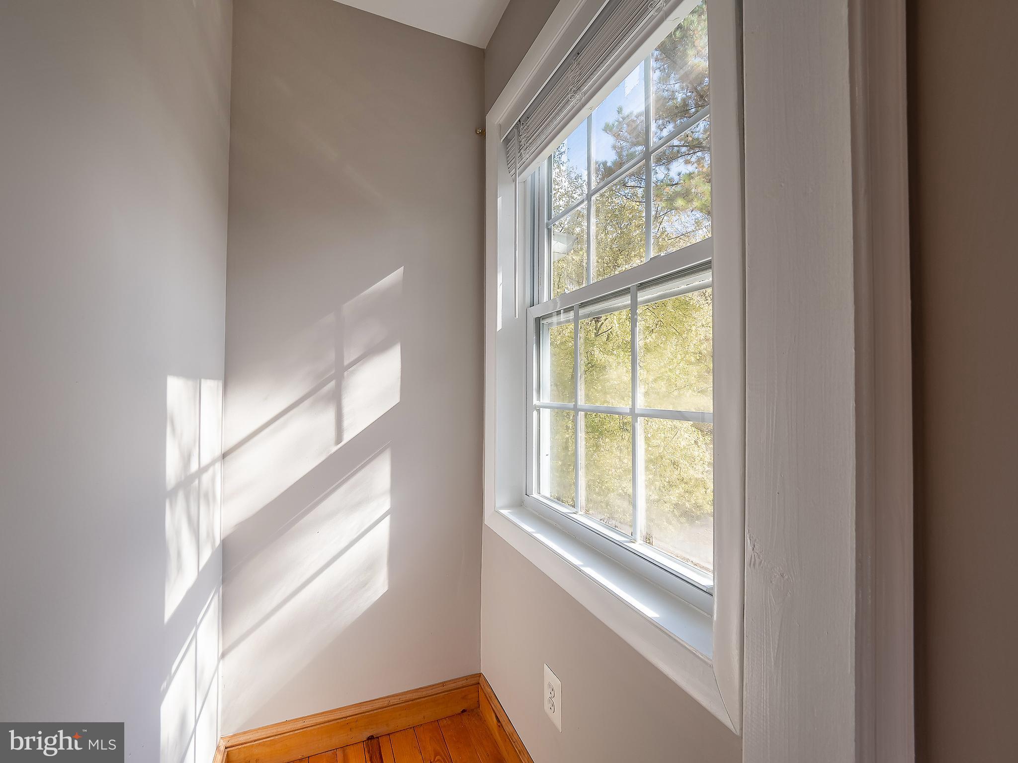 VEIRS MILL VILLAGE - Residential