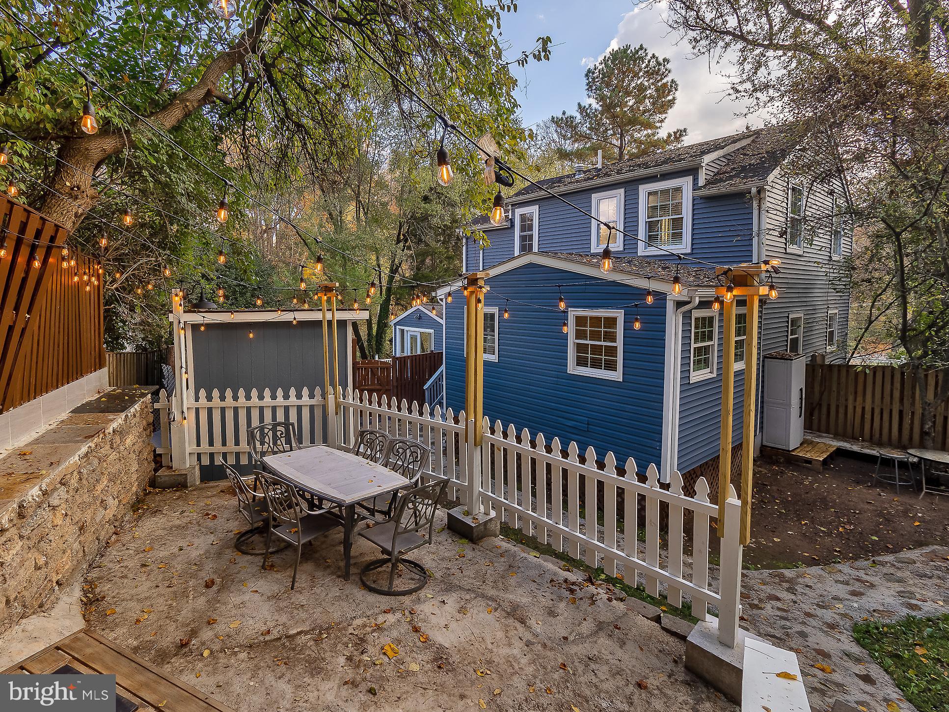 VEIRS MILL VILLAGE - Residential