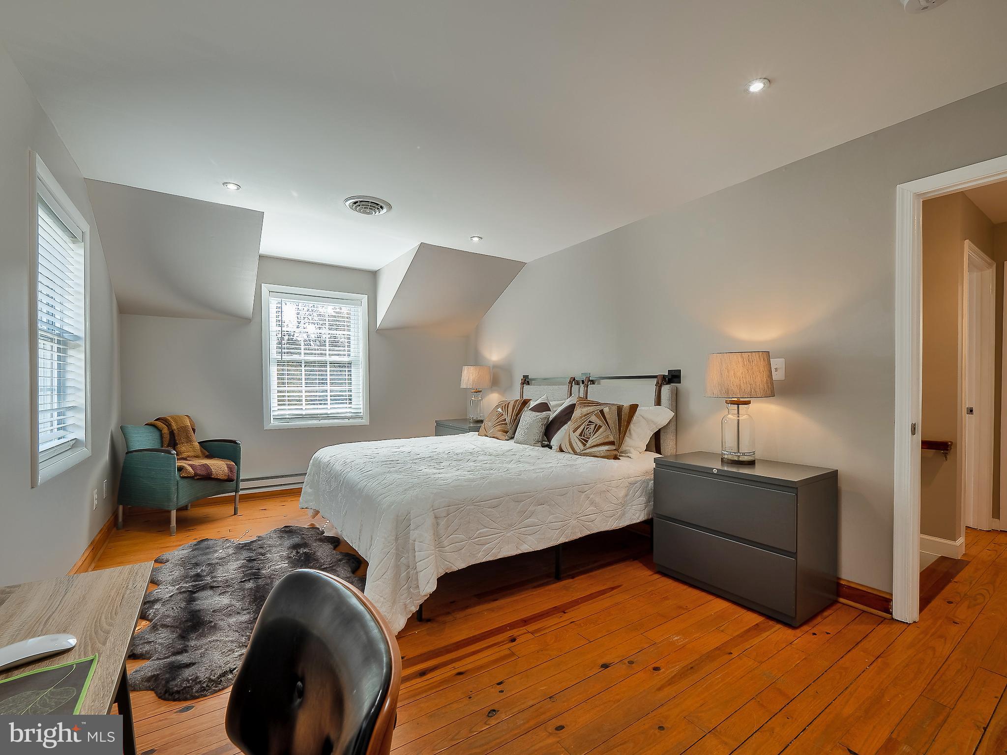 VEIRS MILL VILLAGE - Residential