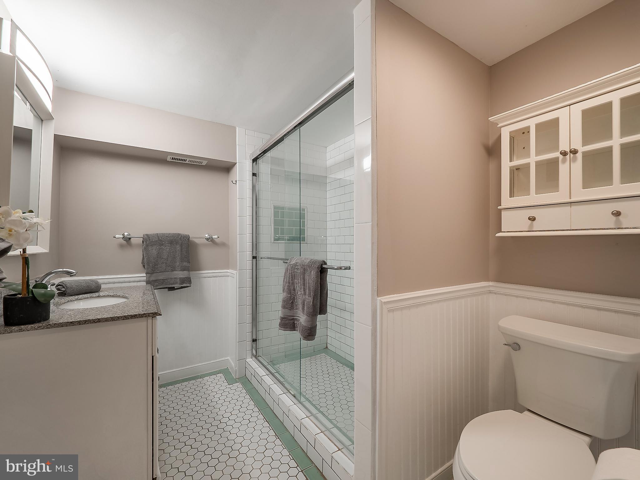 VEIRS MILL VILLAGE - Residential