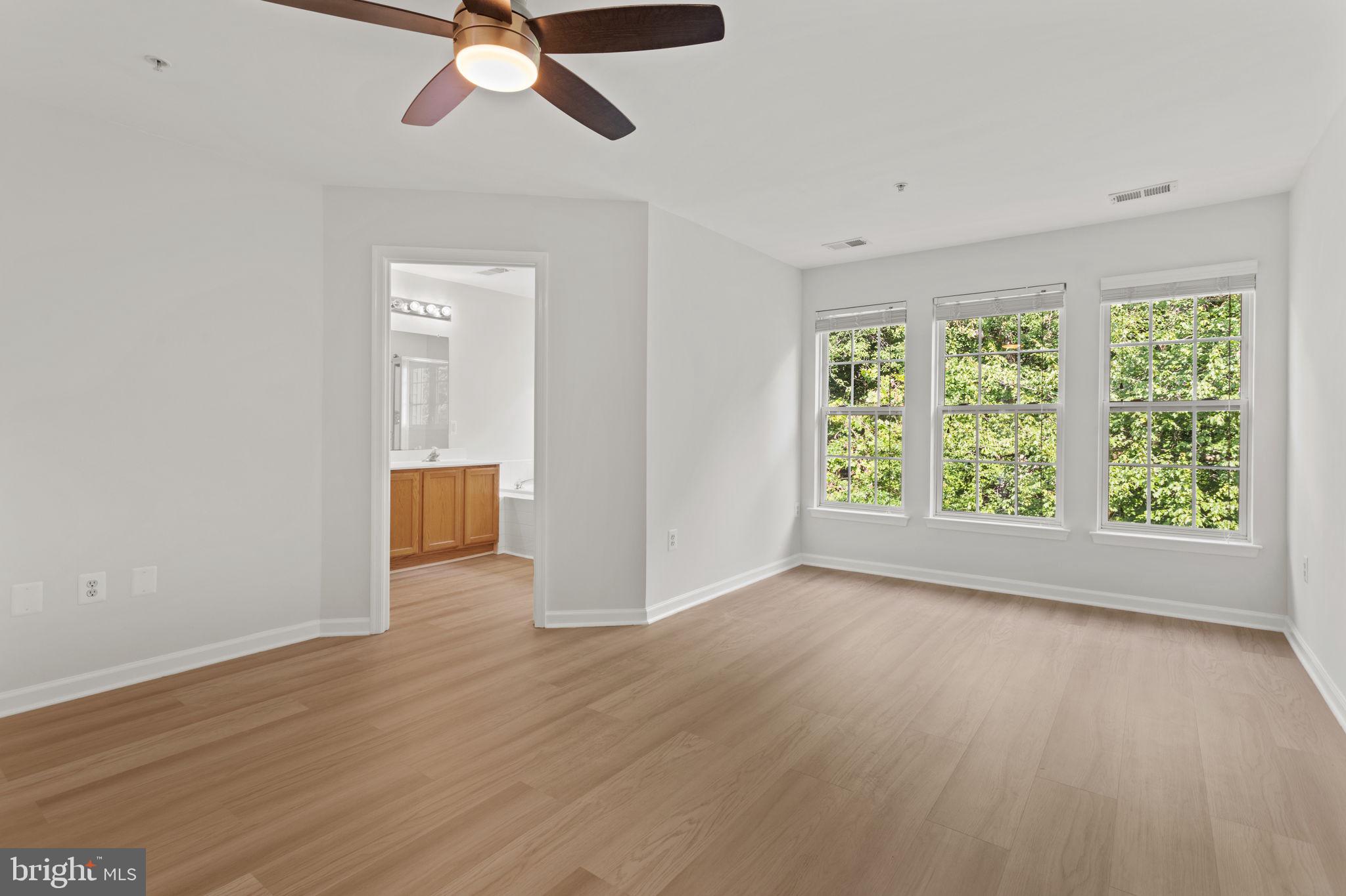 VILLAGES OF URBANA - Residential Lease