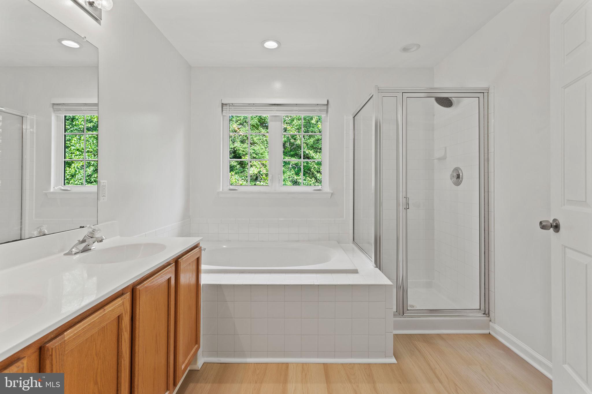 VILLAGES OF URBANA - Residential Lease