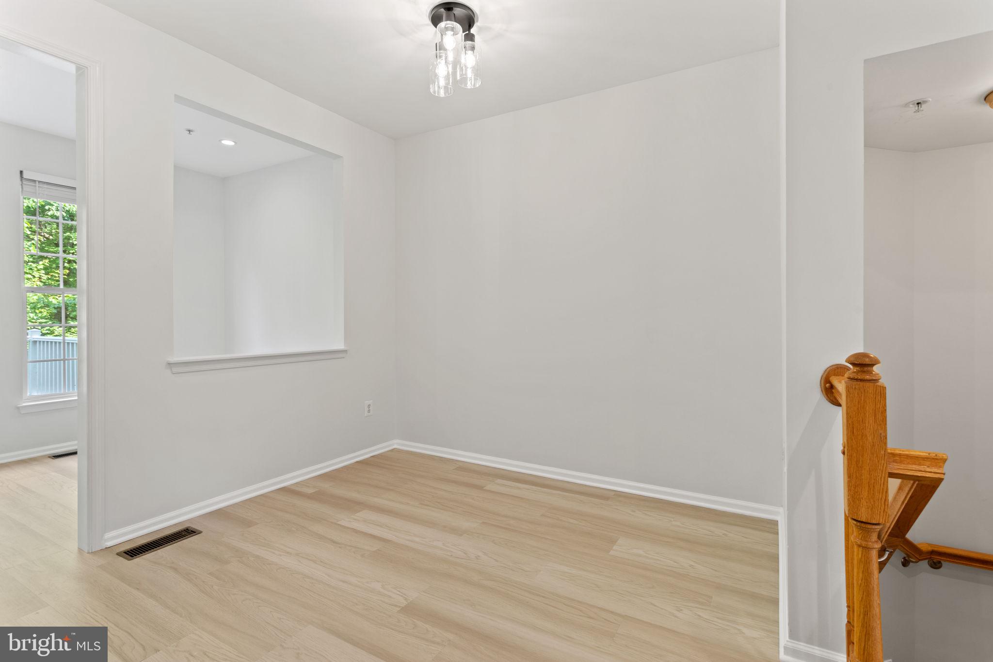 VILLAGES OF URBANA - Residential Lease