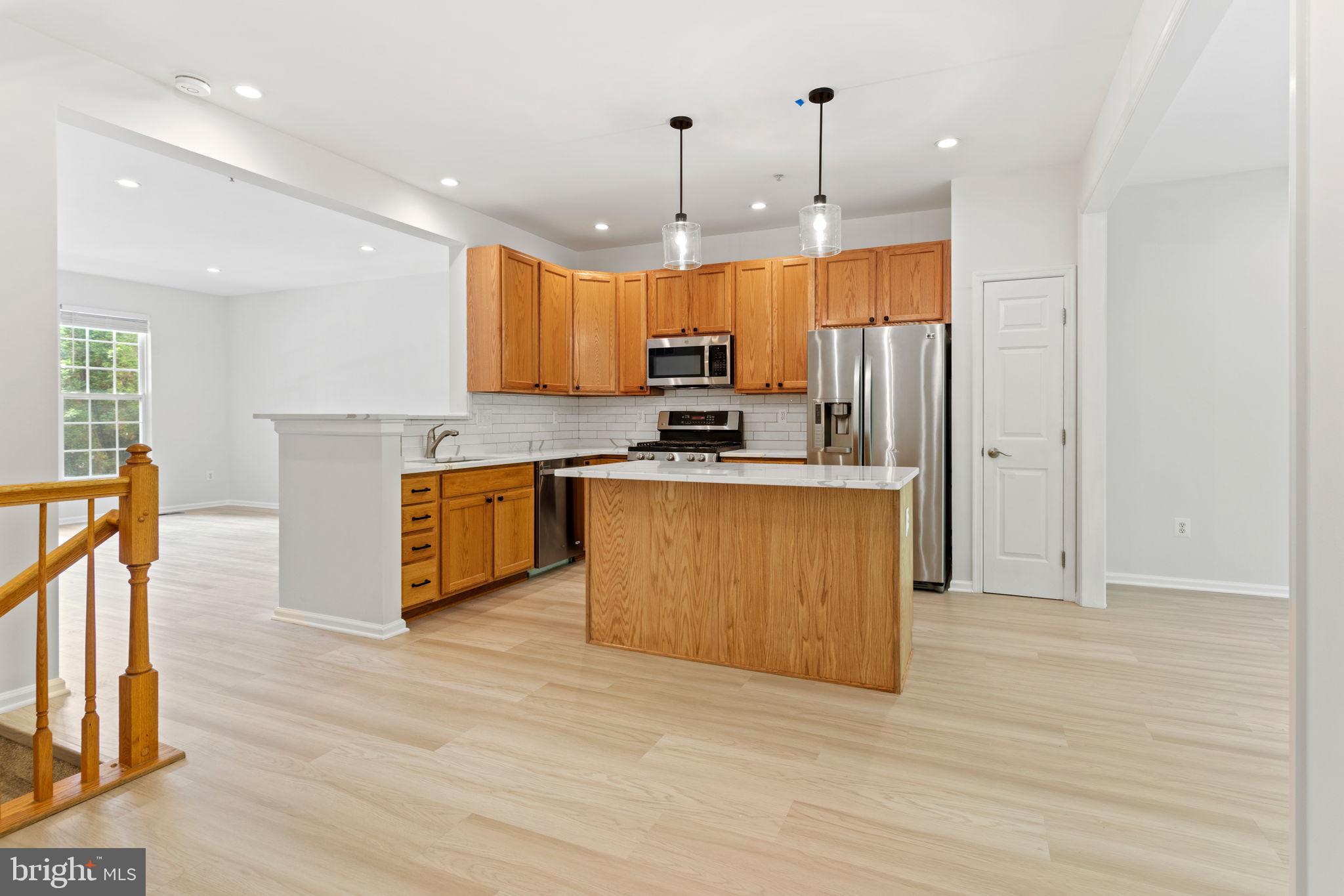 VILLAGES OF URBANA - Residential Lease