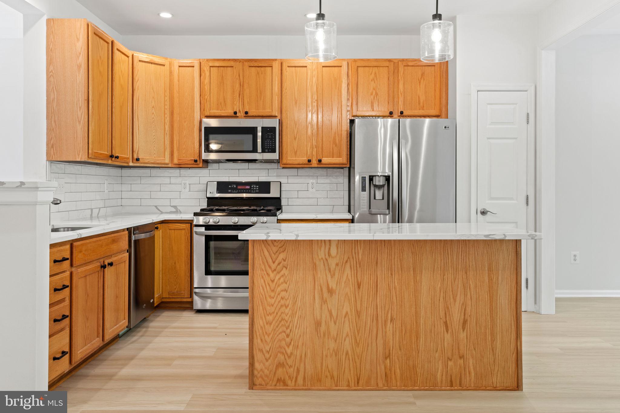 VILLAGES OF URBANA - Residential Lease