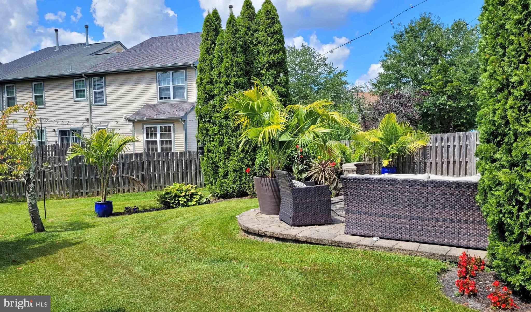 THE LAKES - Residential Lease