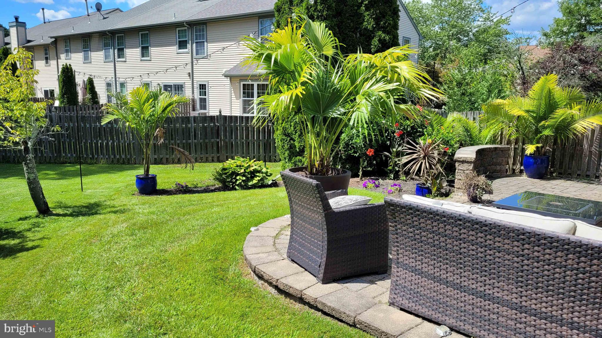 THE LAKES - Residential Lease