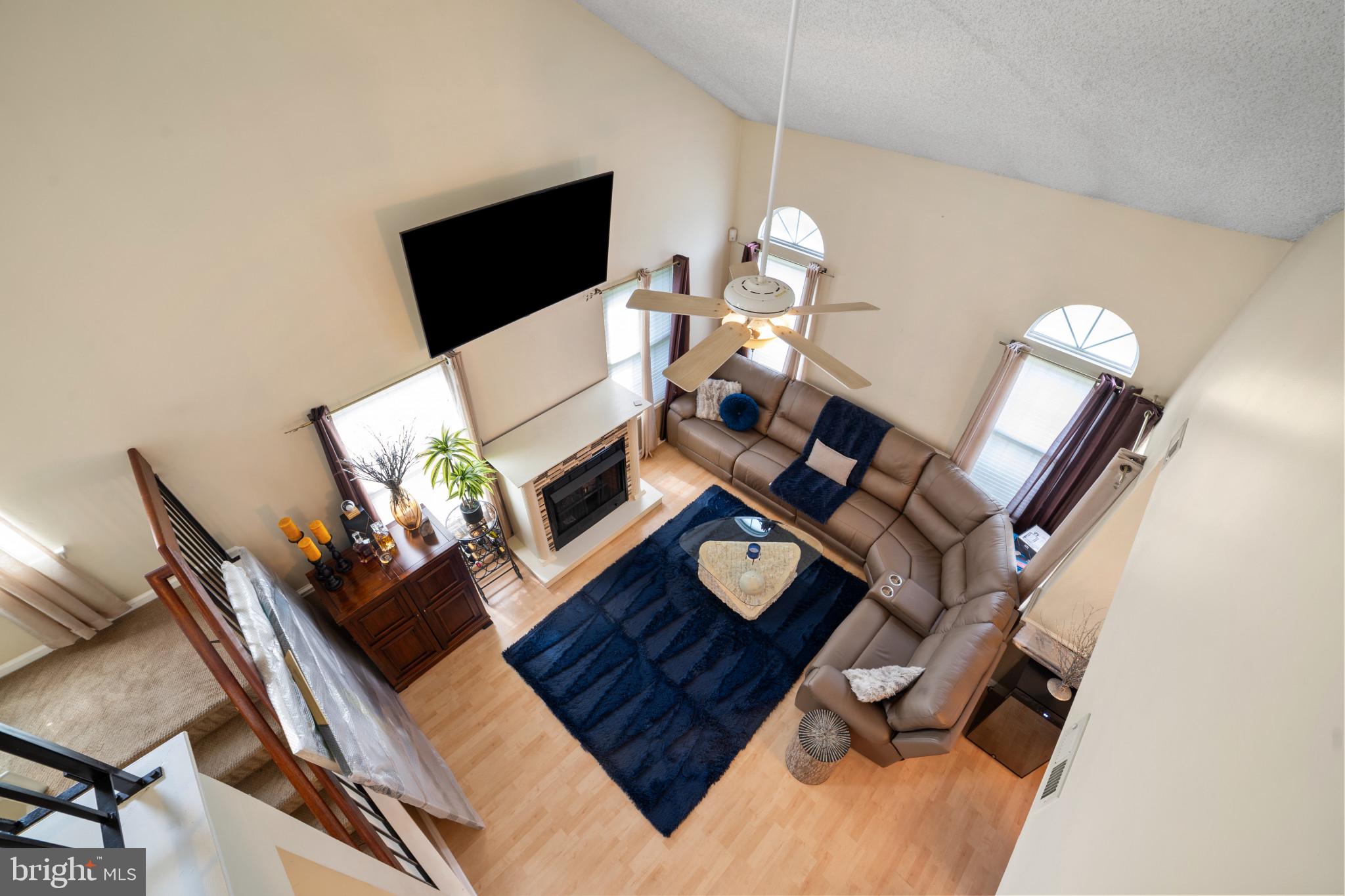 THE LAKES - Residential Lease