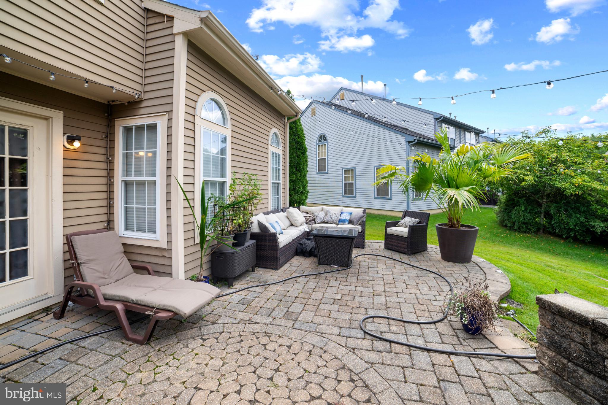 THE LAKES - Residential Lease