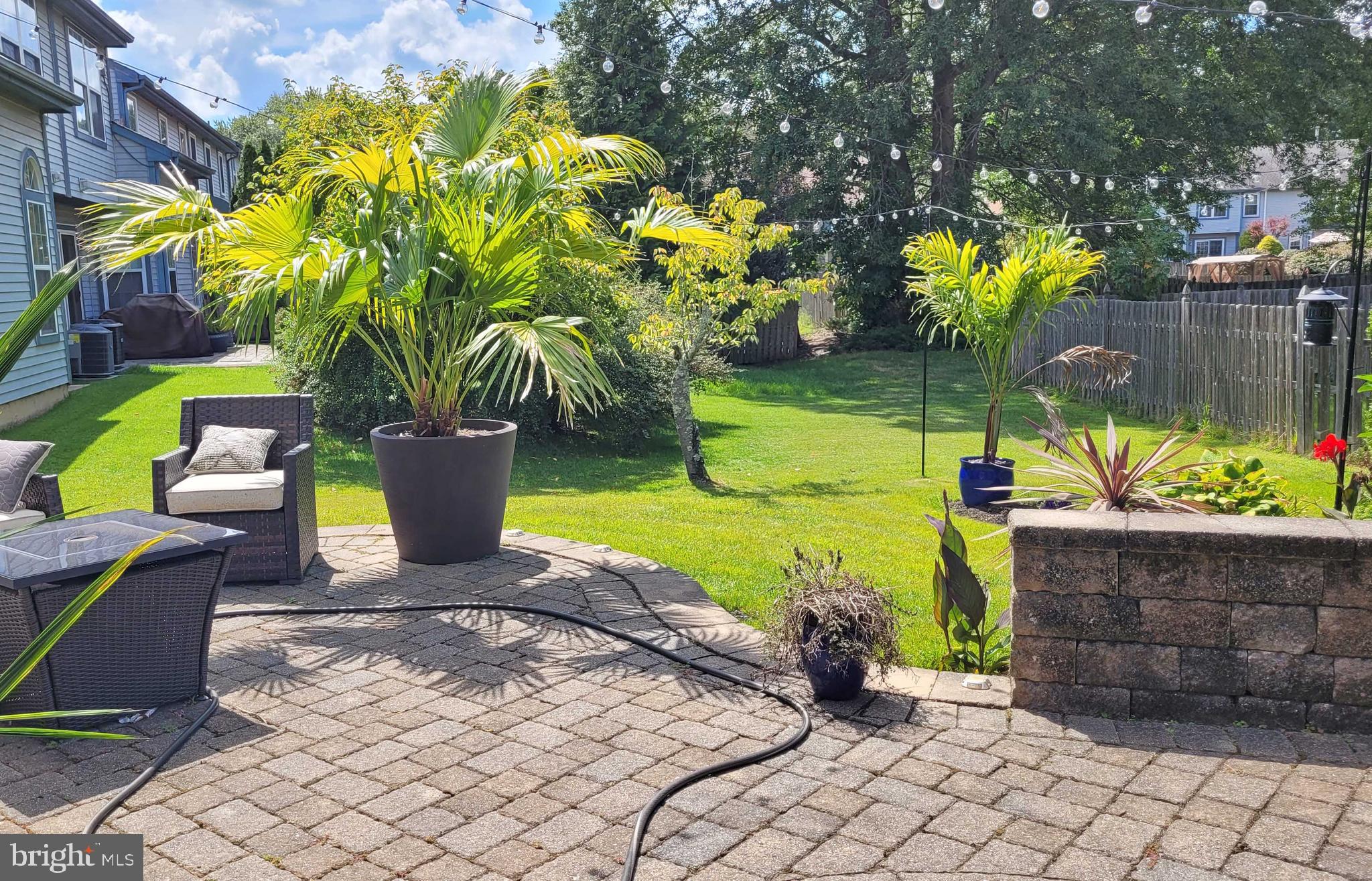 THE LAKES - Residential Lease