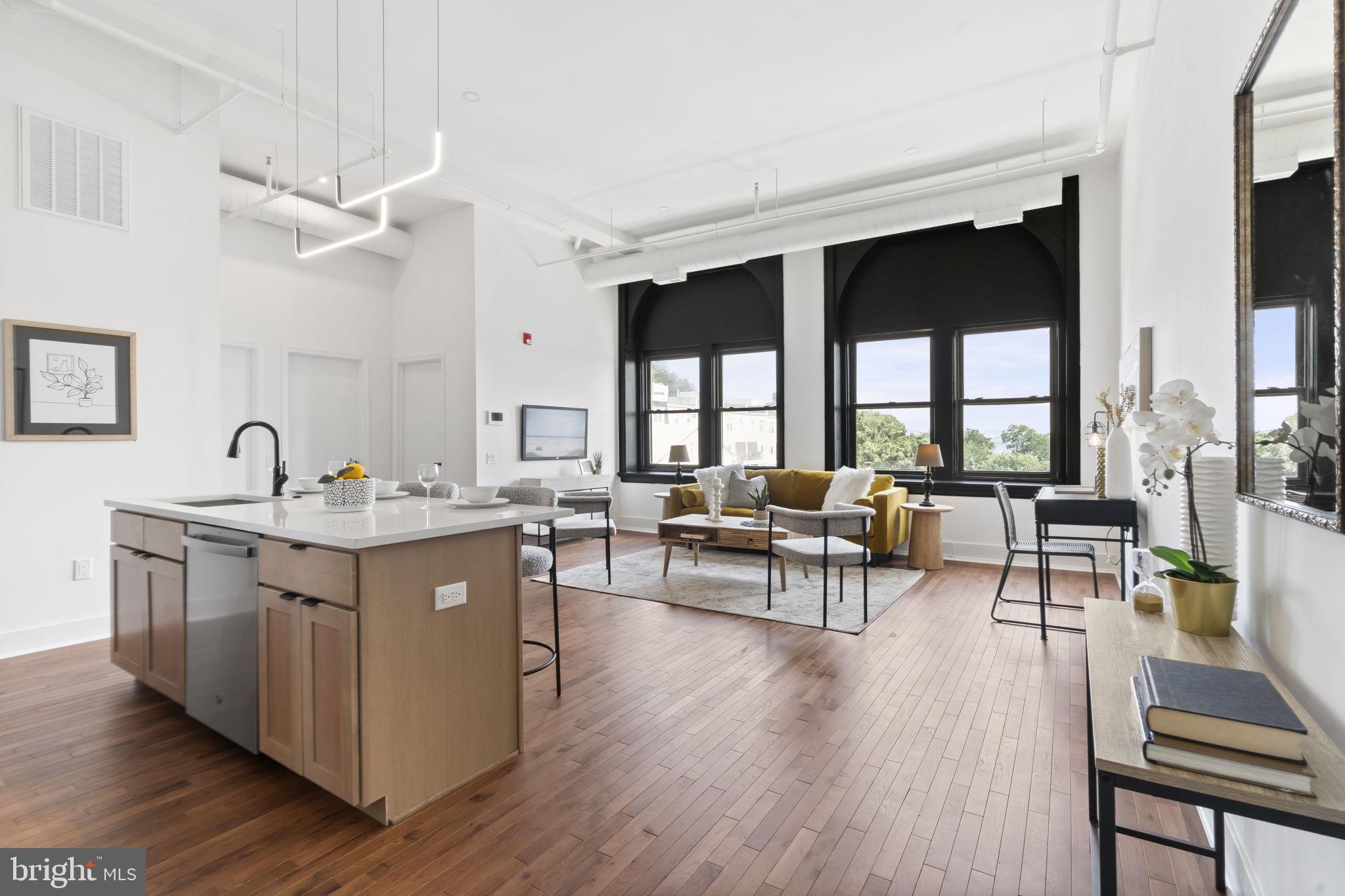 MANAYUNK - Residential Lease