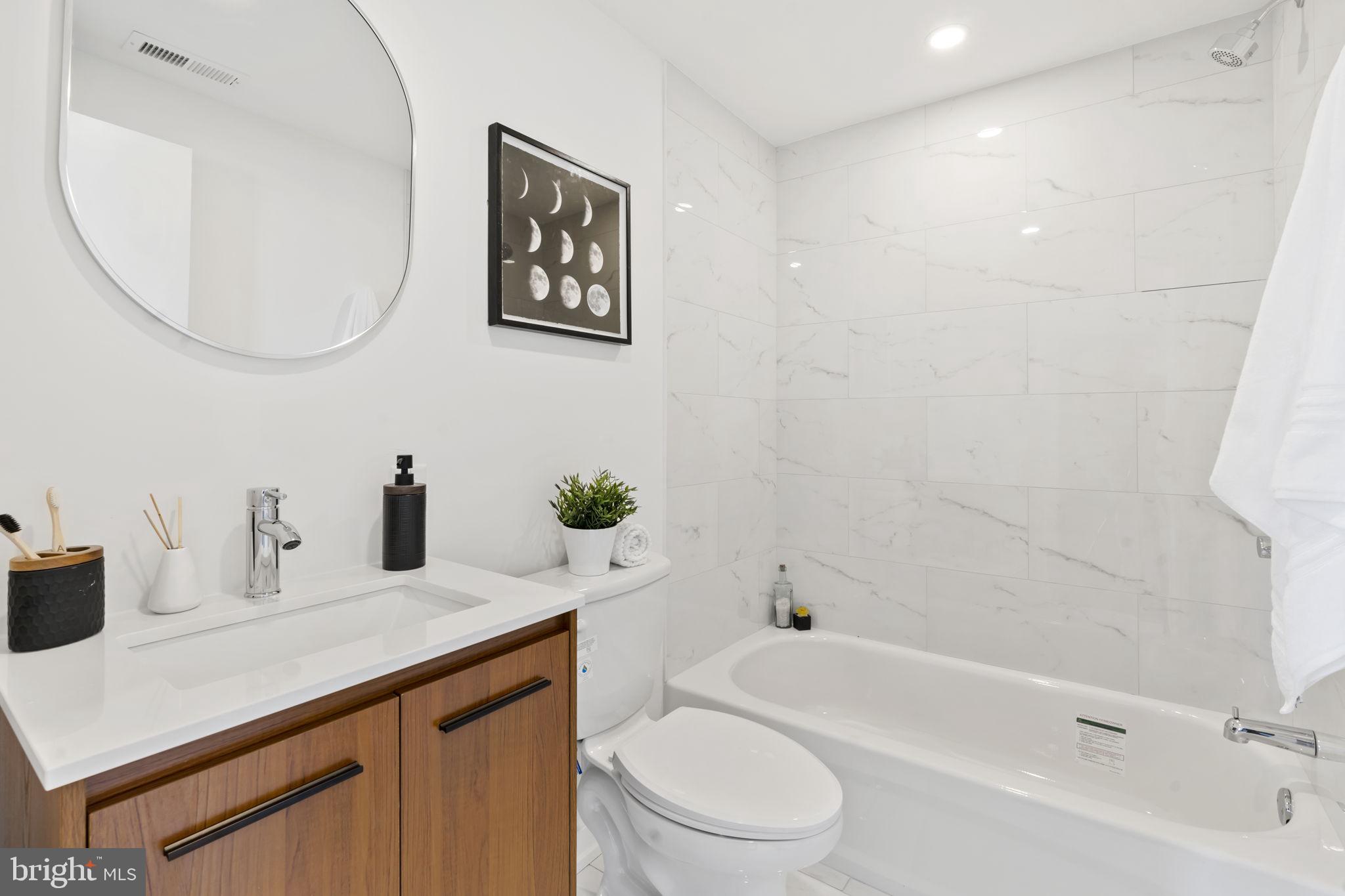 MANAYUNK - Residential Lease