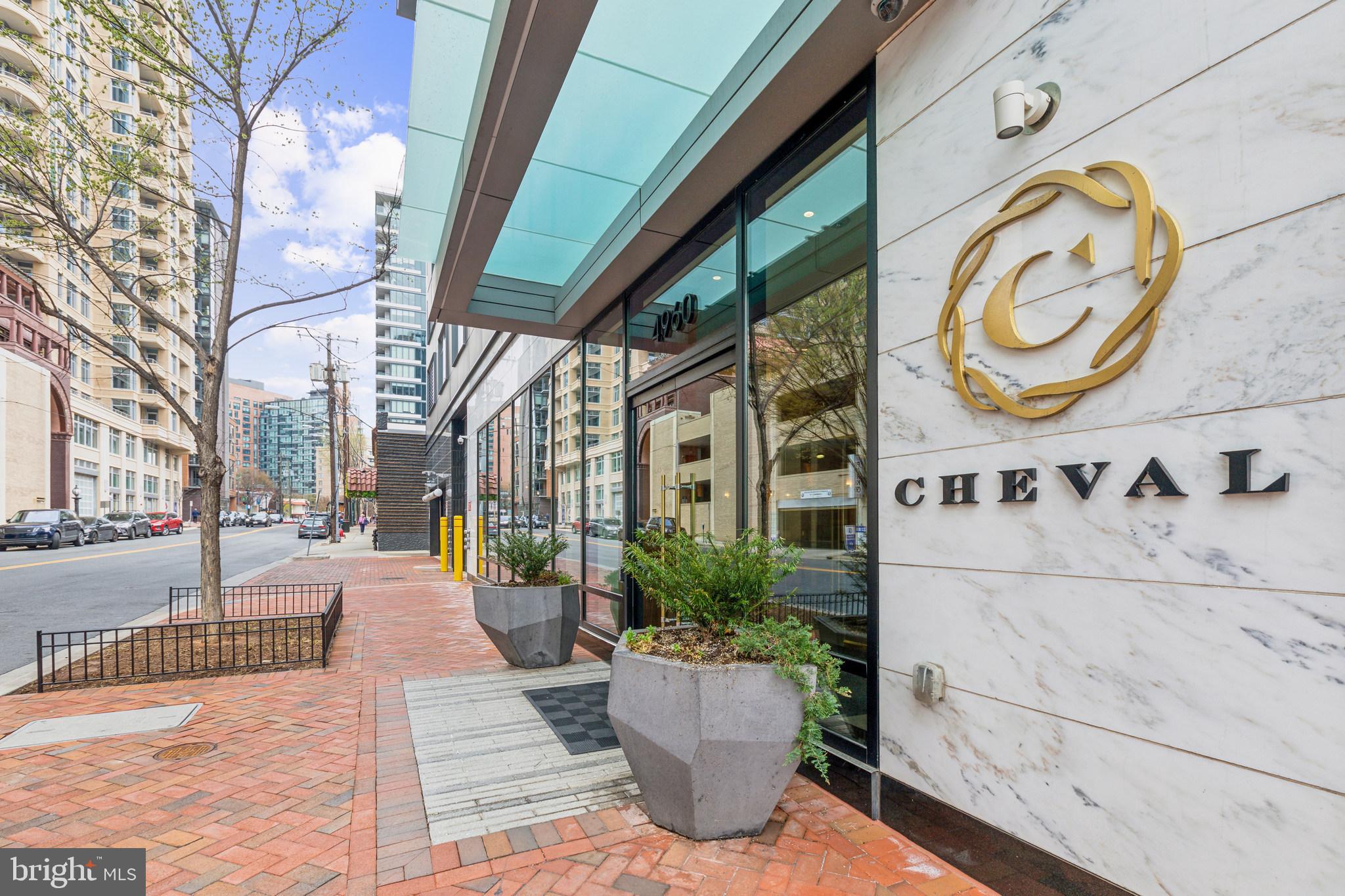 This luxurious three bedroom, 2.5 bath residence features hardwood floors throughout, top line appliances and ample closet space. Outside your door, residents enjoy a 24 hour front desk and amenities including a state-of-the-art fitness center, yoga studio and club room. This unit comes with two parking spaces with electric chargers and two storage units. One of this property's premium floorplans.
Minimum 12 month lease with longer term preferred. Pets on a case by case basis.
