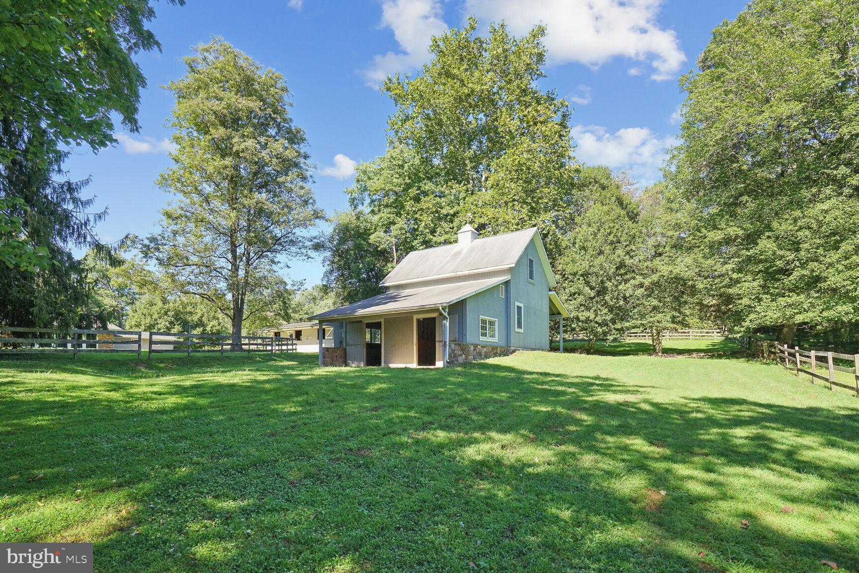 WALNUT ACRES - Residential