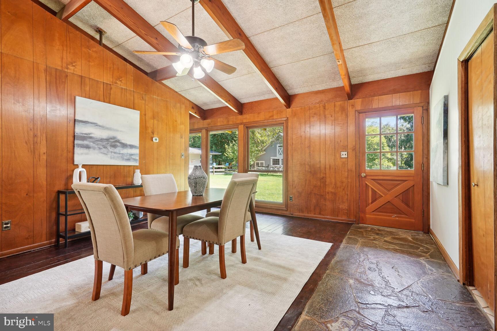 WALNUT ACRES - Residential