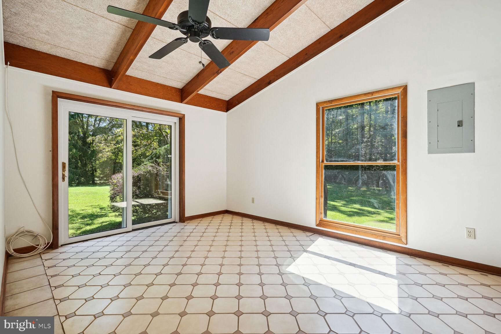 WALNUT ACRES - Residential