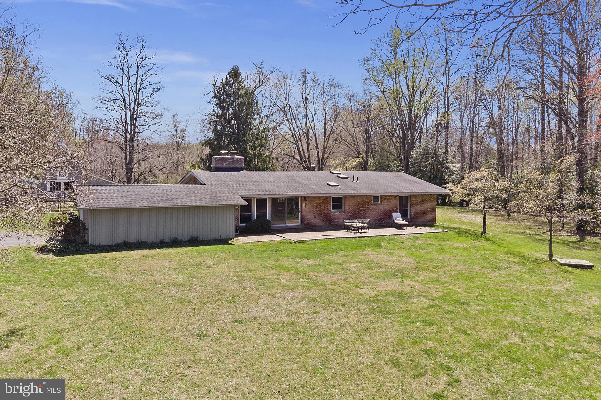 WALNUT ACRES - Residential