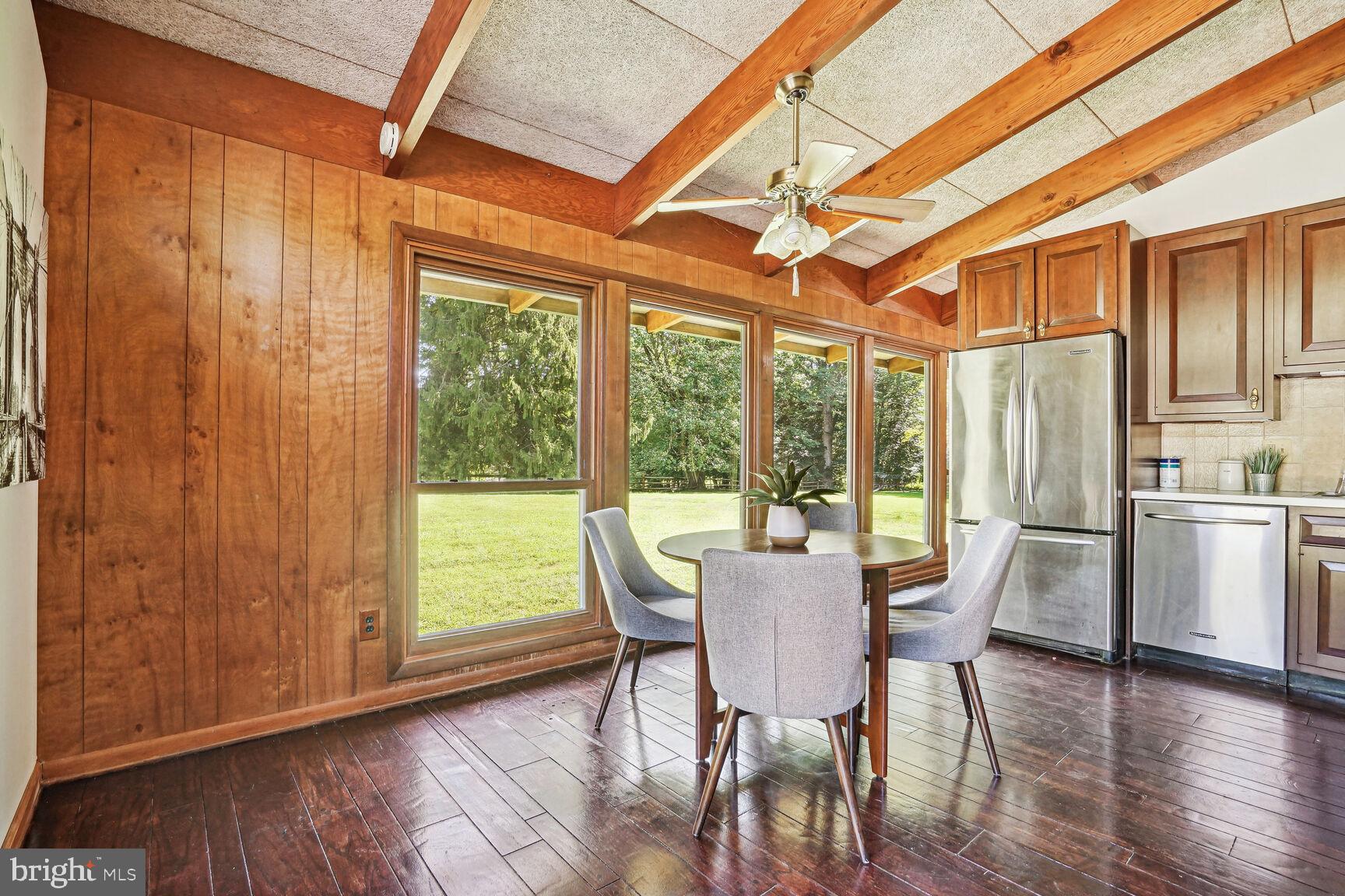 WALNUT ACRES - Residential