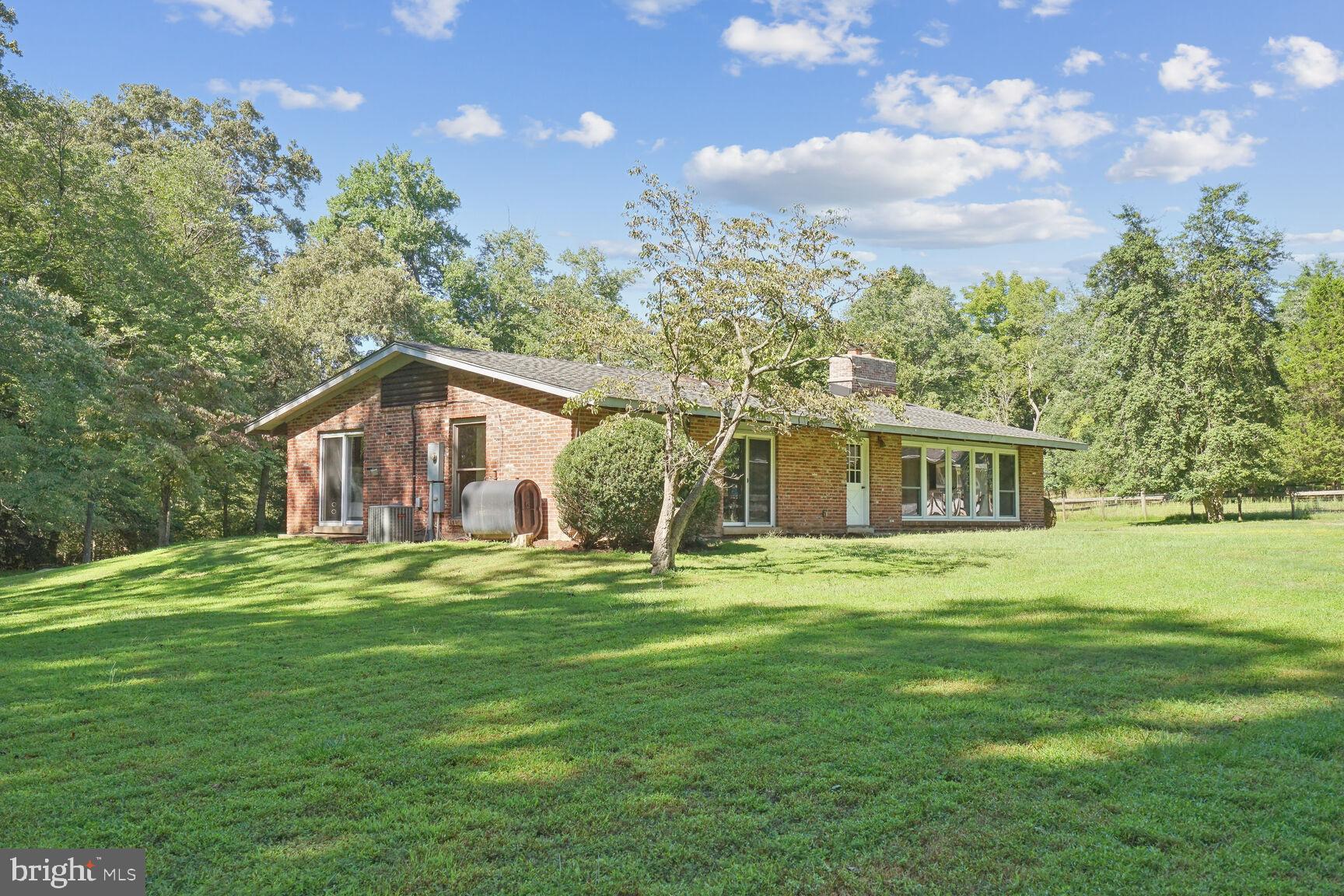 WALNUT ACRES - Residential