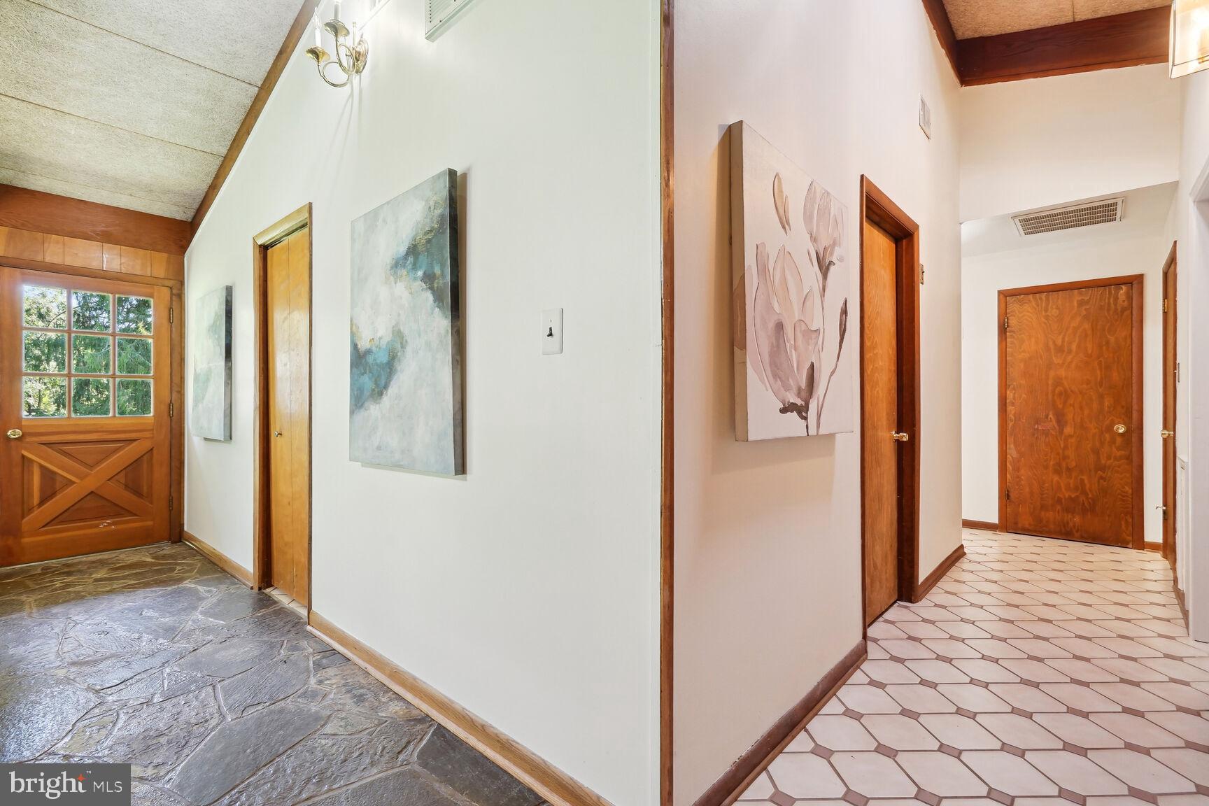 WALNUT ACRES - Residential