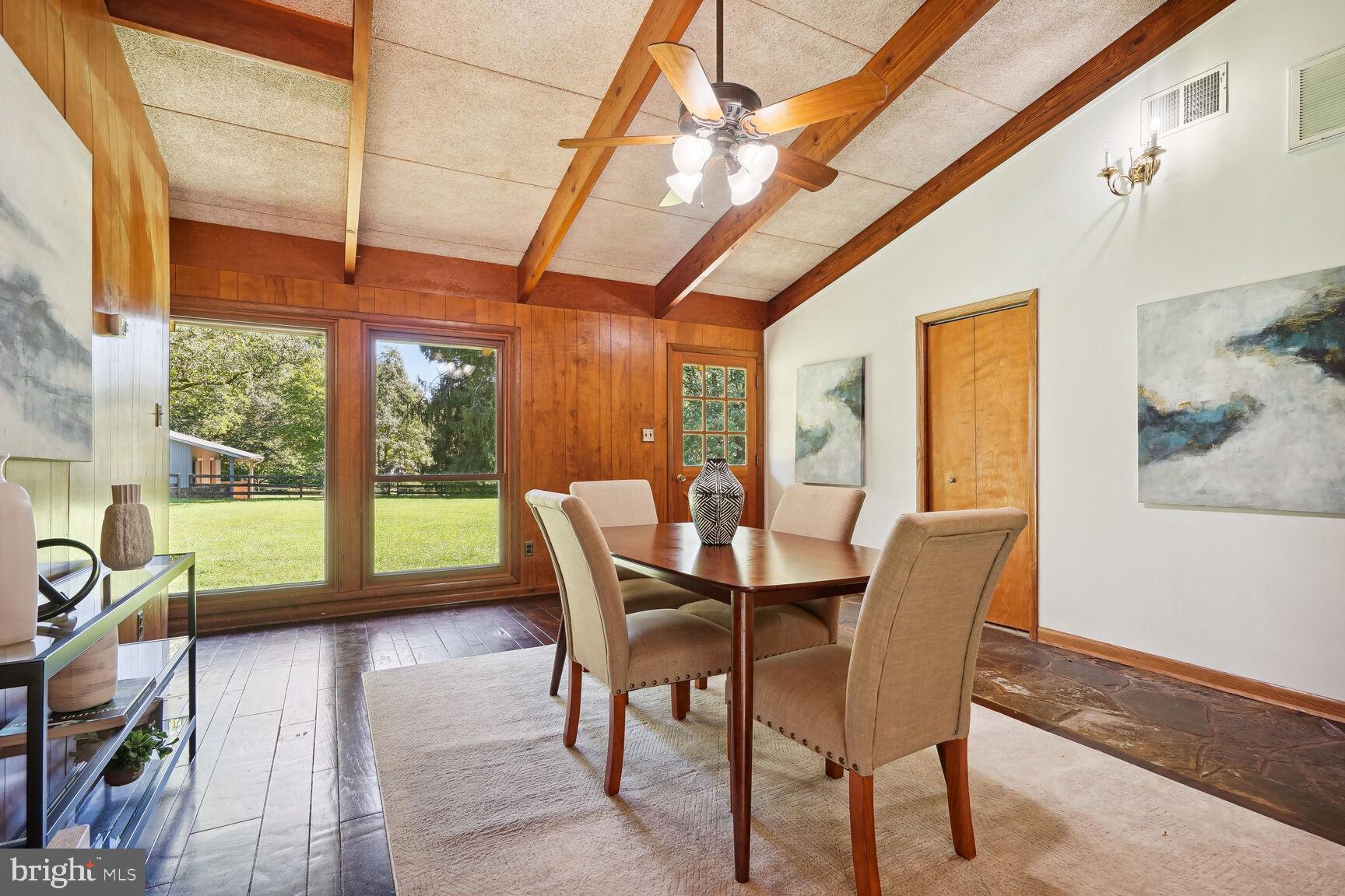 WALNUT ACRES - Residential