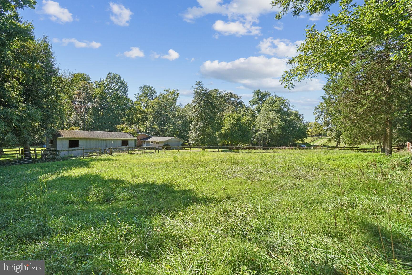 WALNUT ACRES - Residential