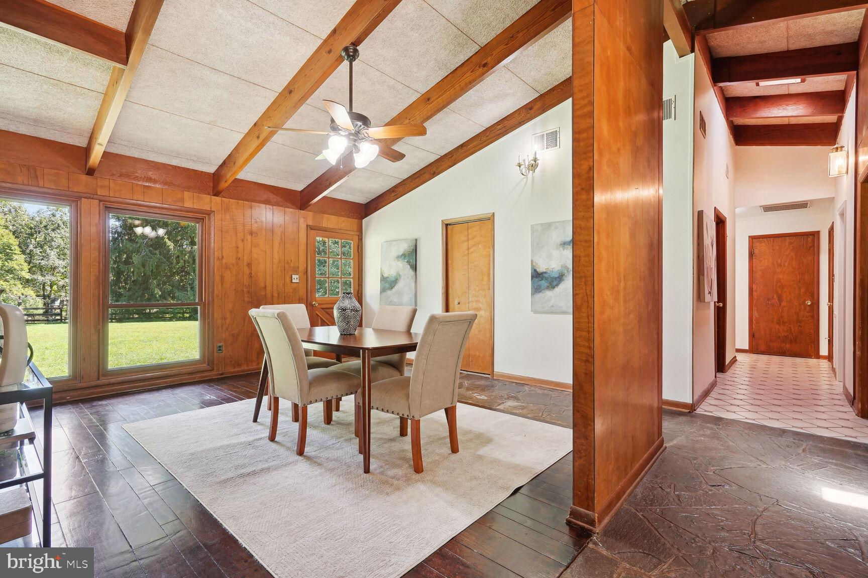 WALNUT ACRES - Residential