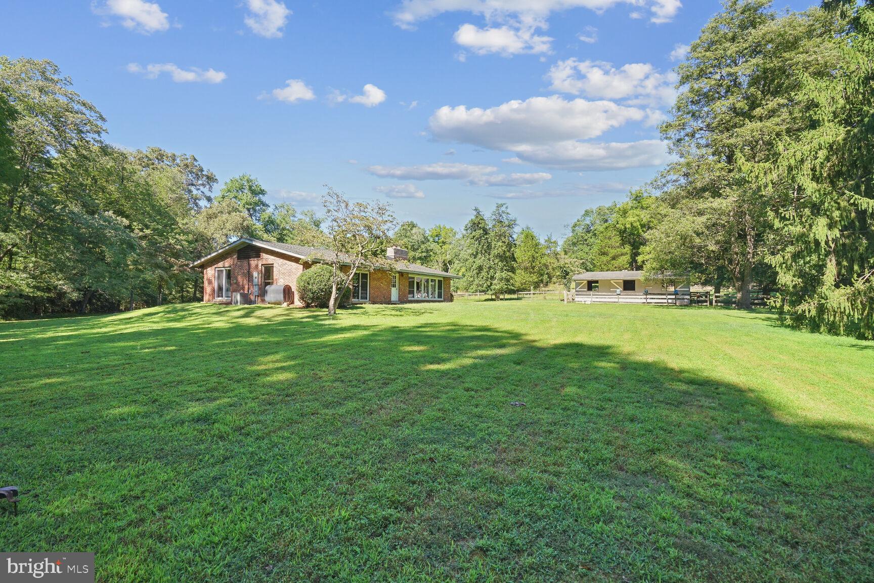 WALNUT ACRES - Residential