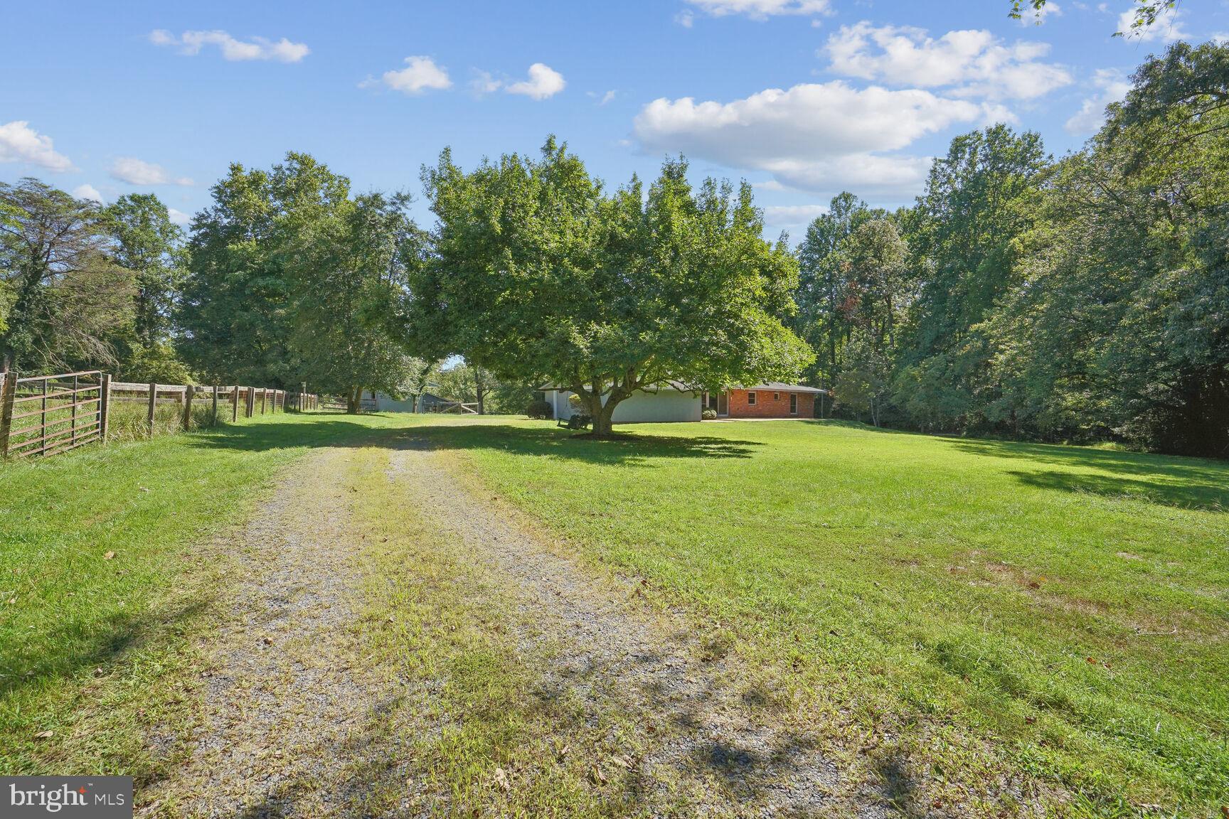 WALNUT ACRES - Residential