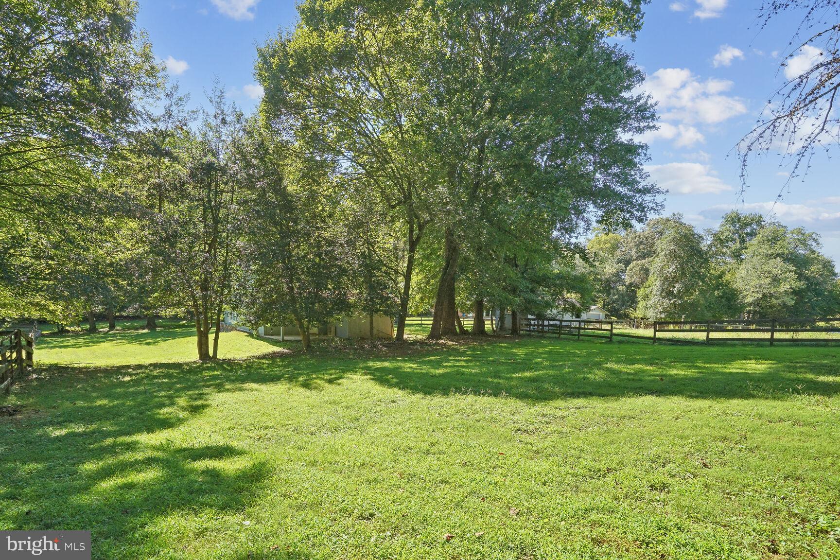 WALNUT ACRES - Residential