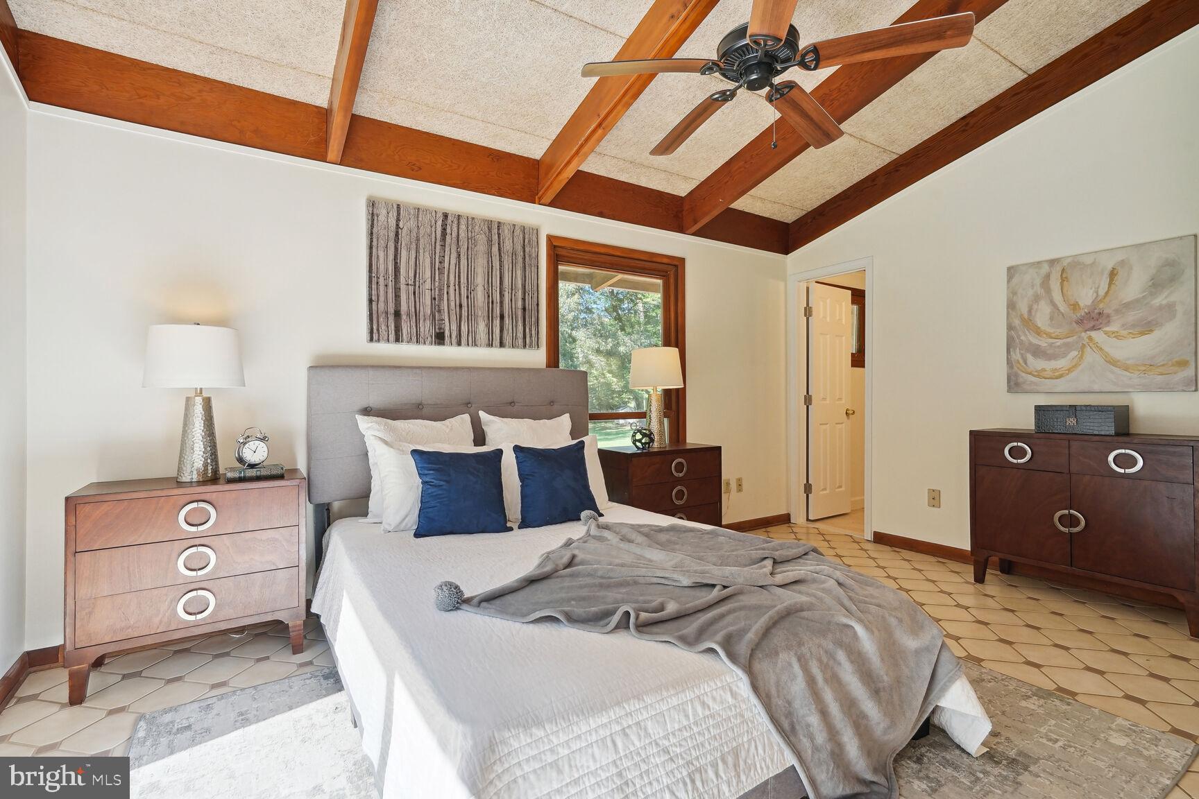 WALNUT ACRES - Residential