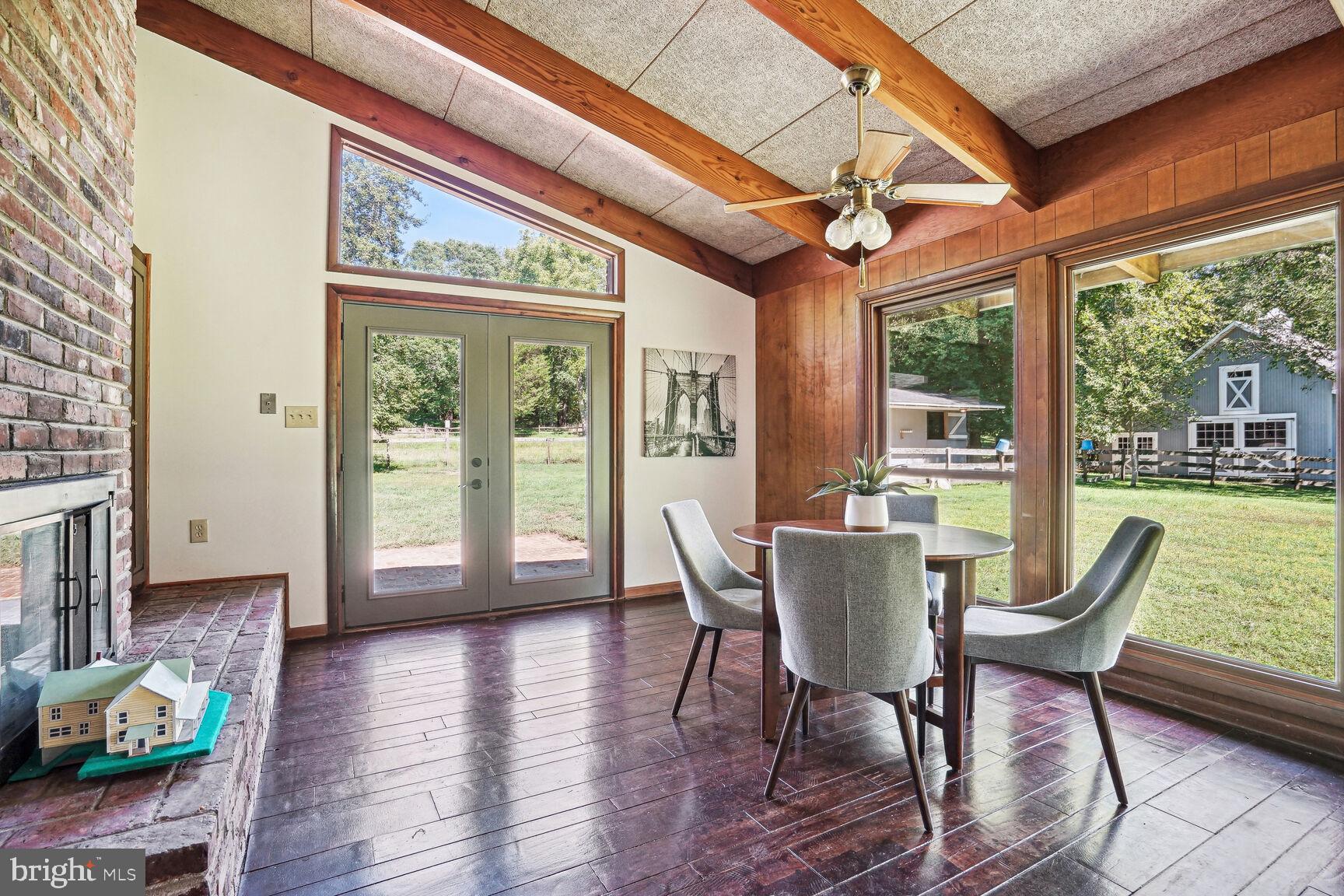 WALNUT ACRES - Residential