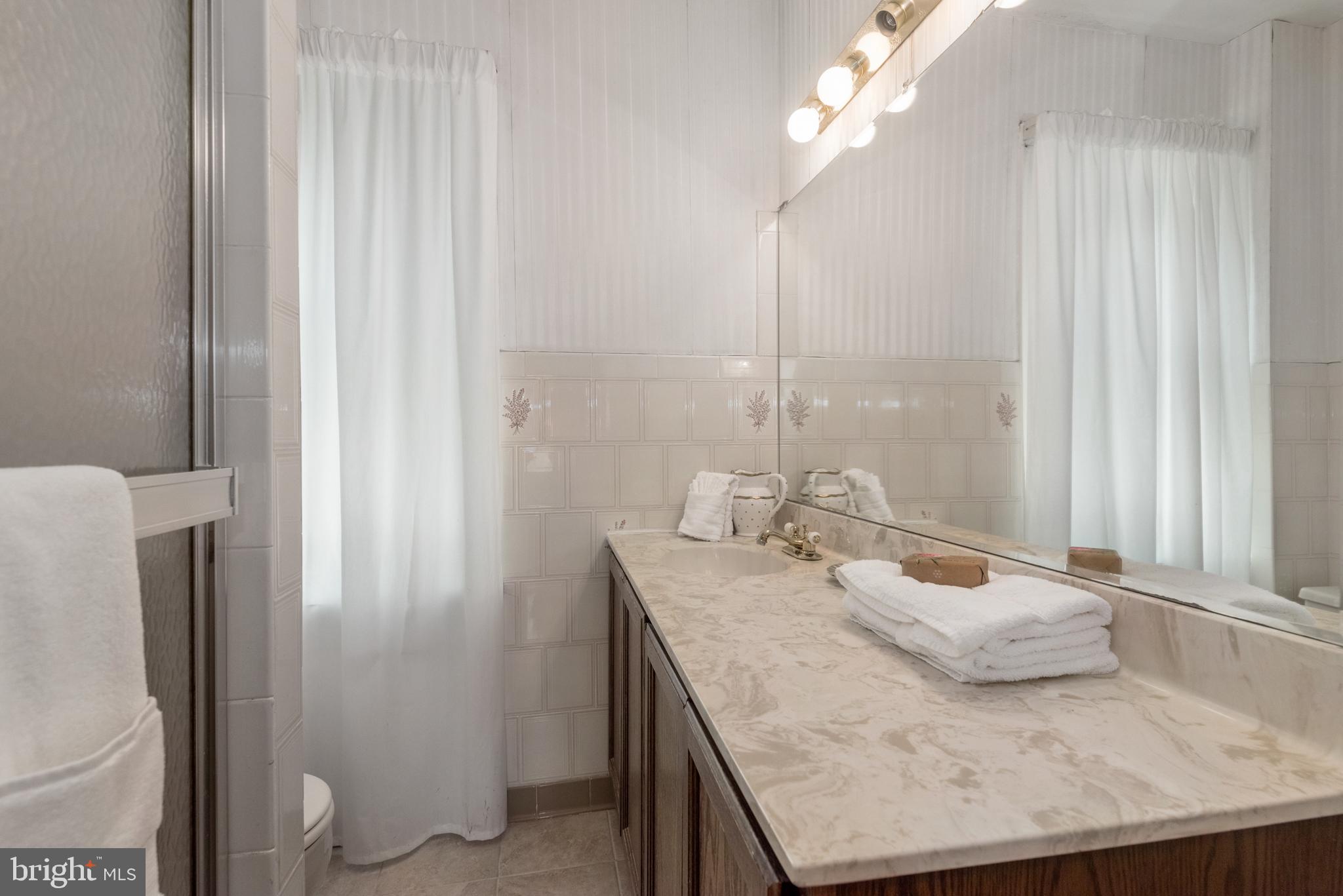 EASTPORT - Residential