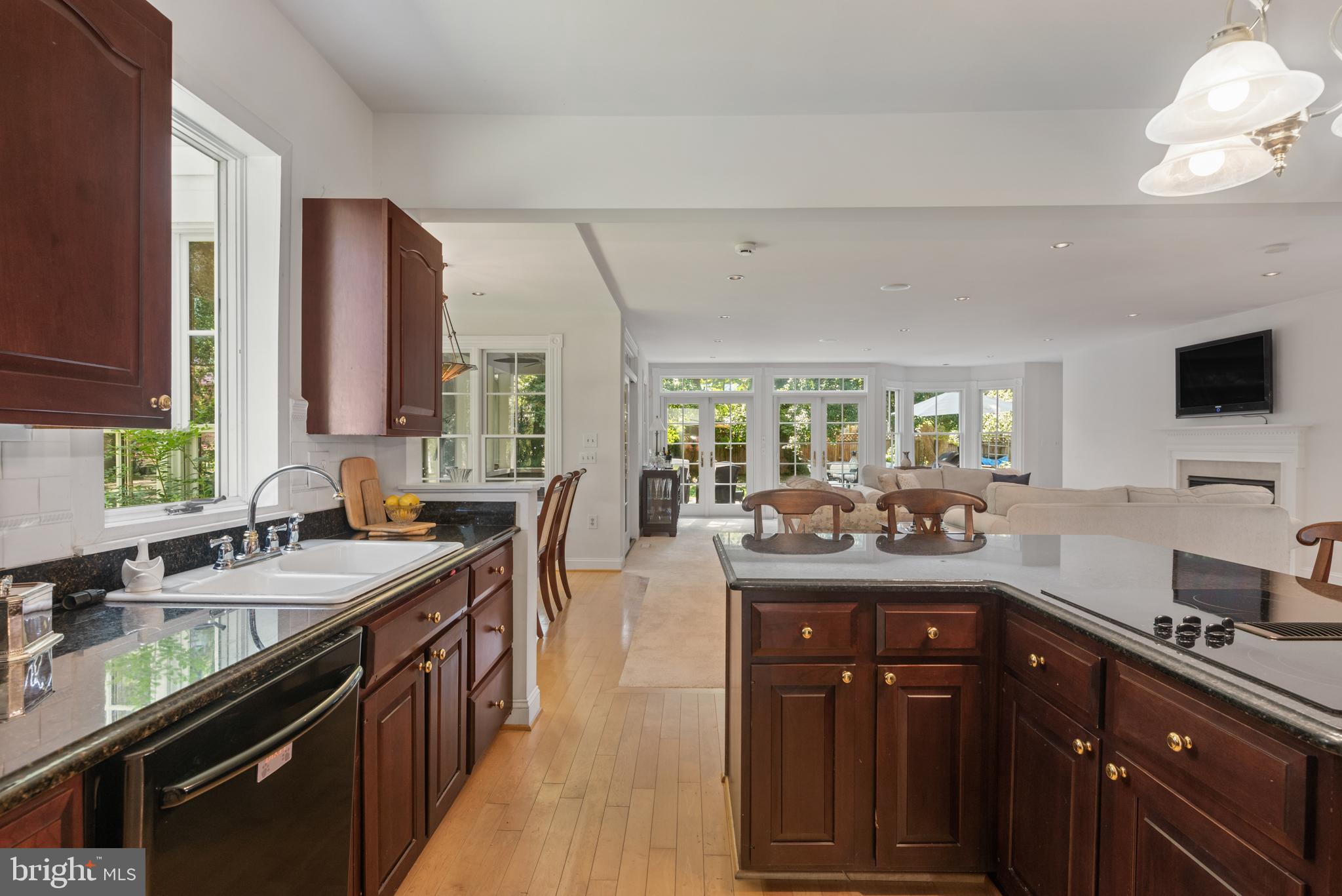 EASTPORT - Residential