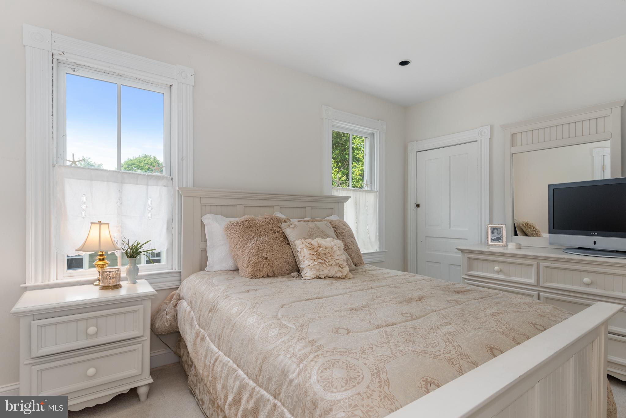 EASTPORT - Residential