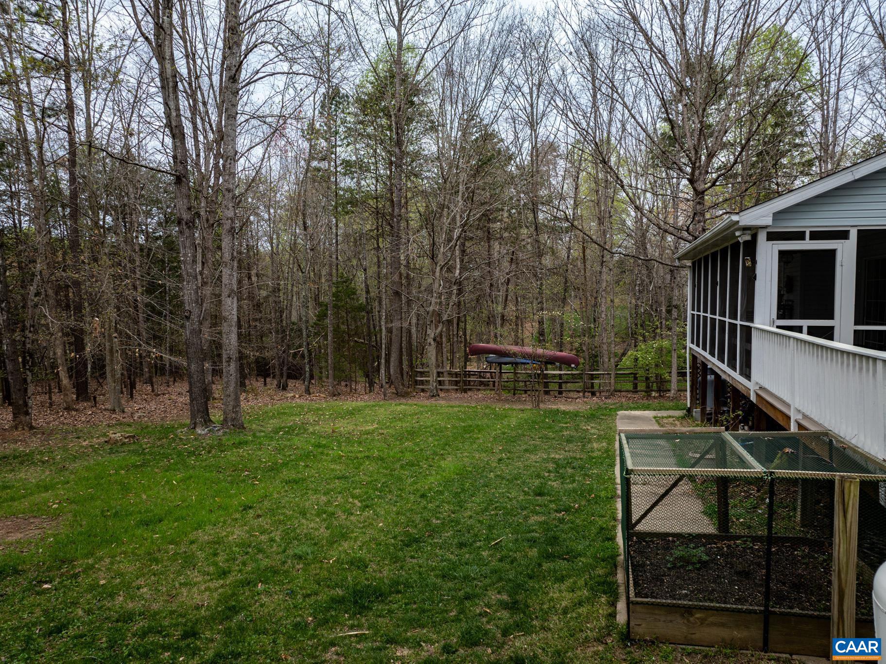 LAKE MONTICELLO - Residential