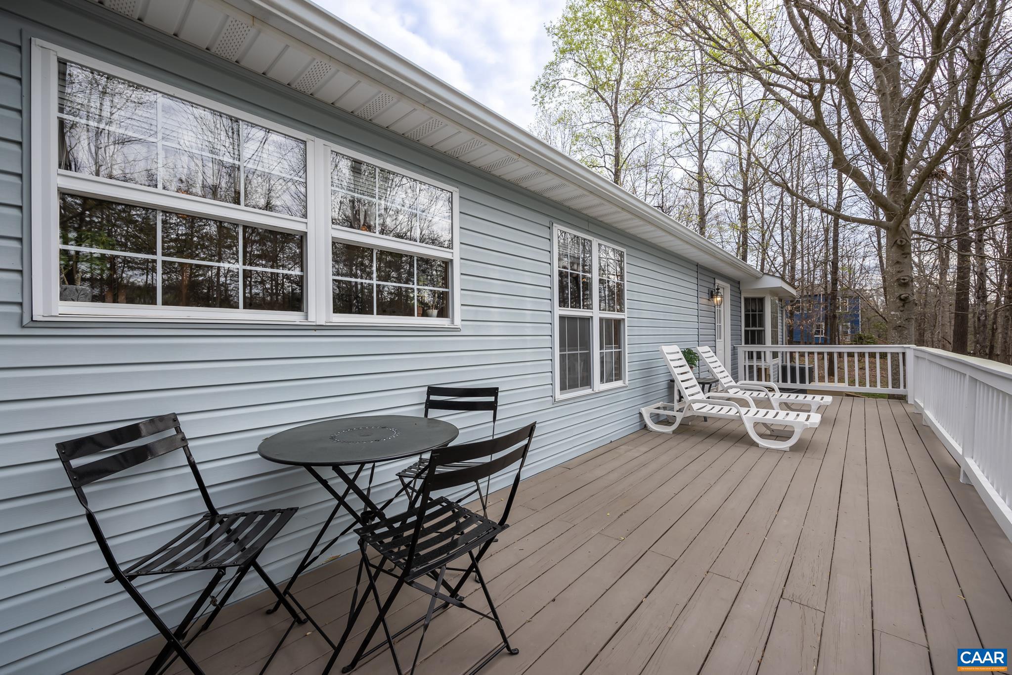 LAKE MONTICELLO - Residential