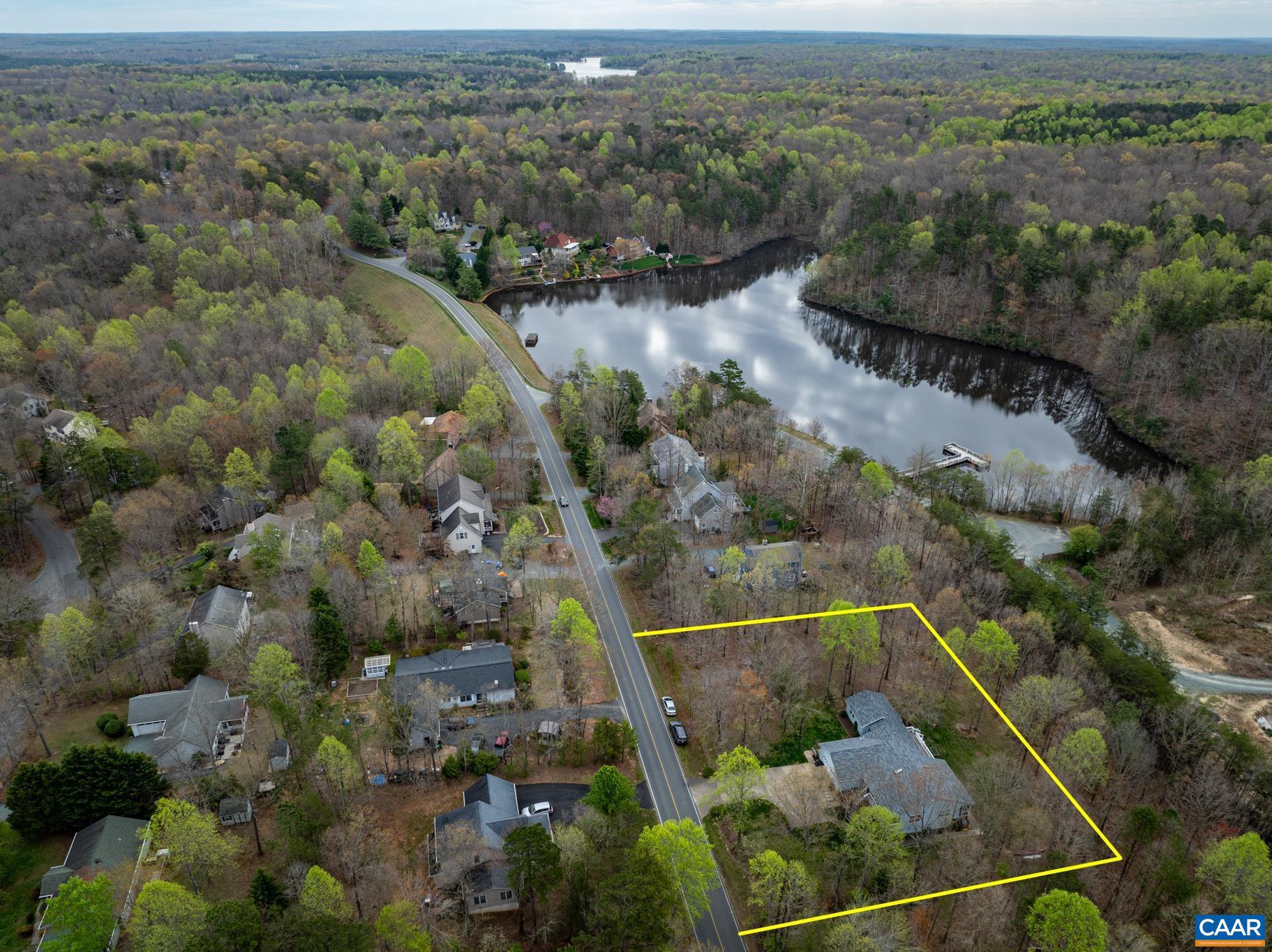 LAKE MONTICELLO - Residential