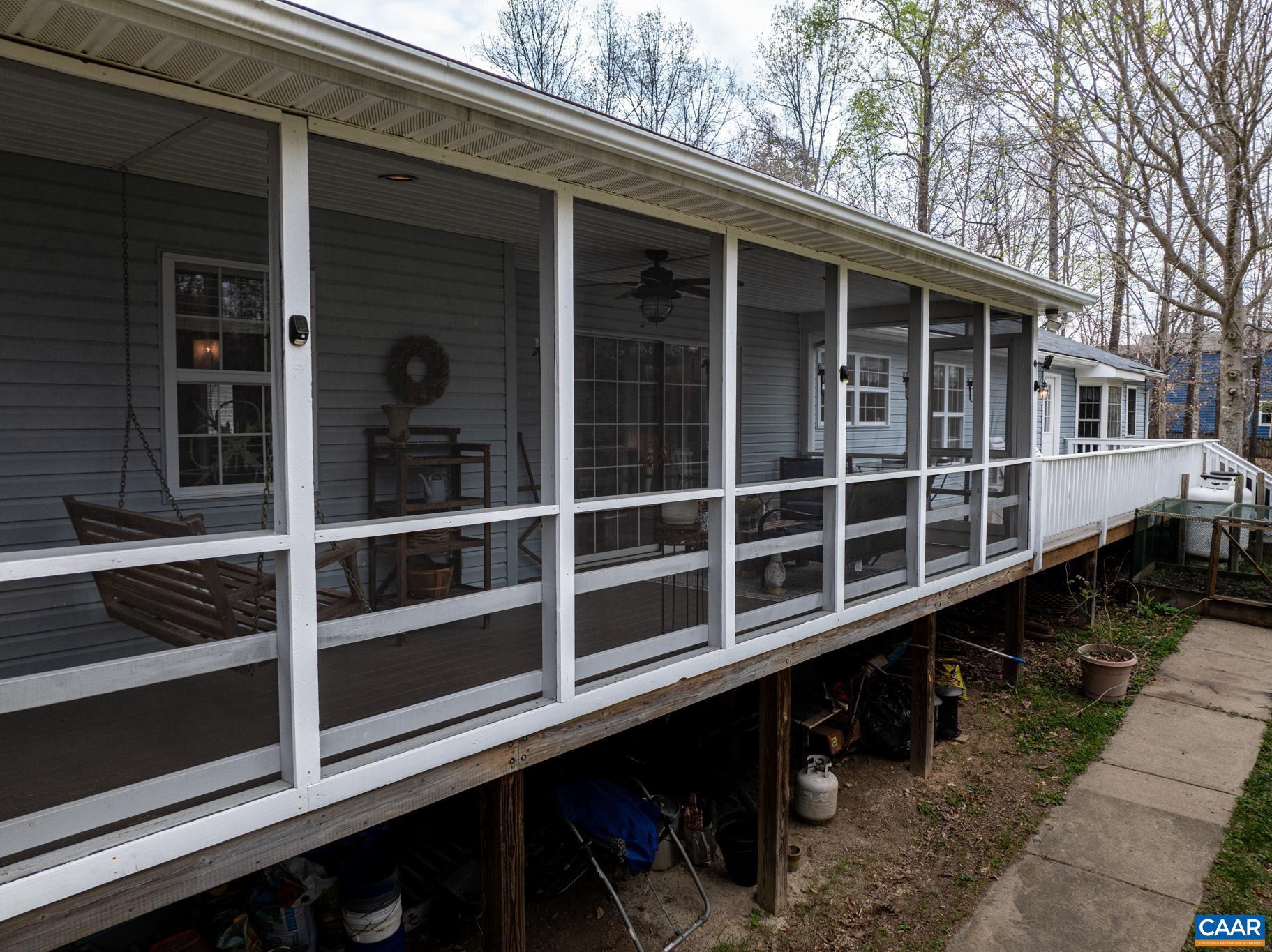 LAKE MONTICELLO - Residential