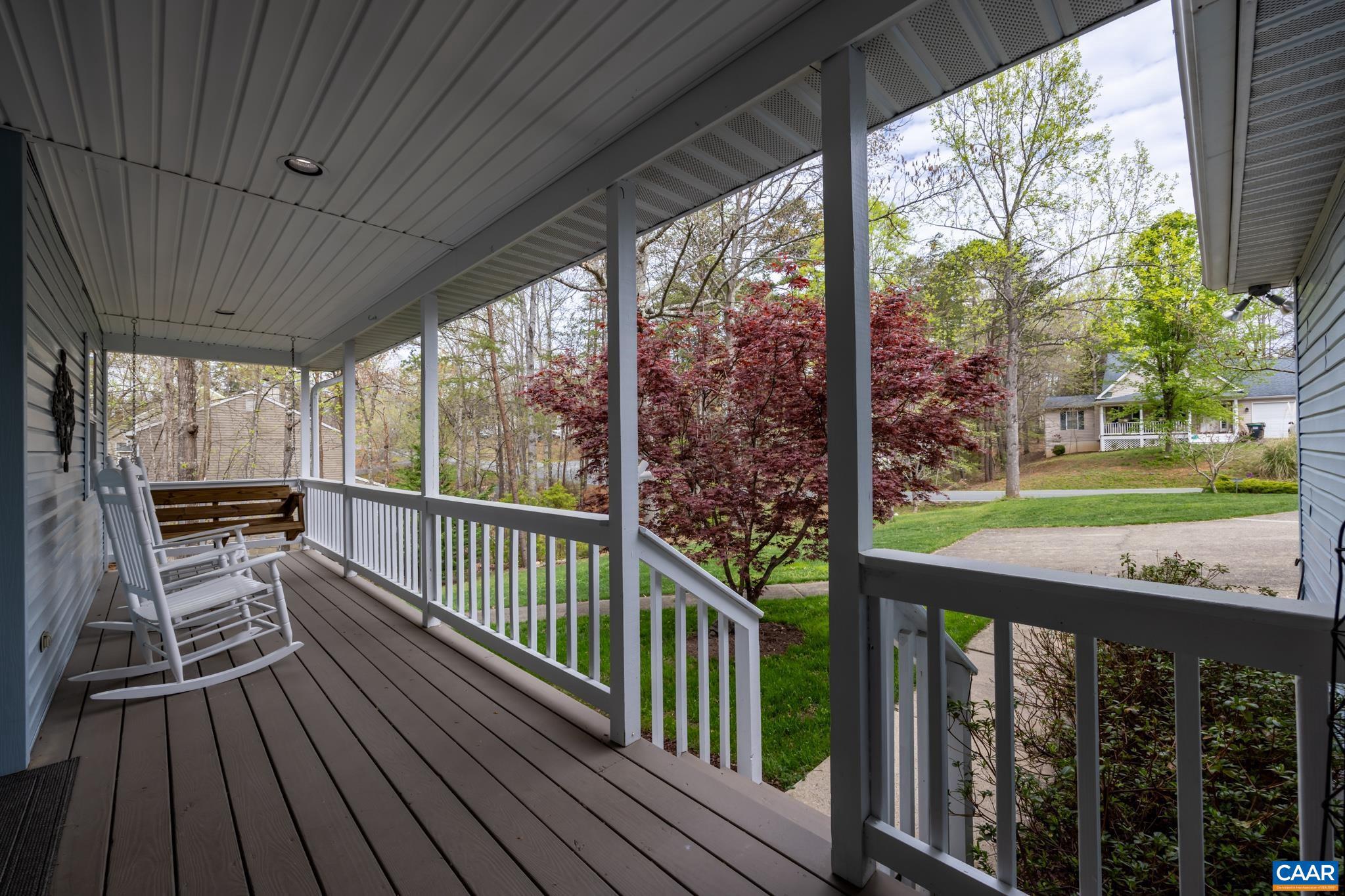 LAKE MONTICELLO - Residential