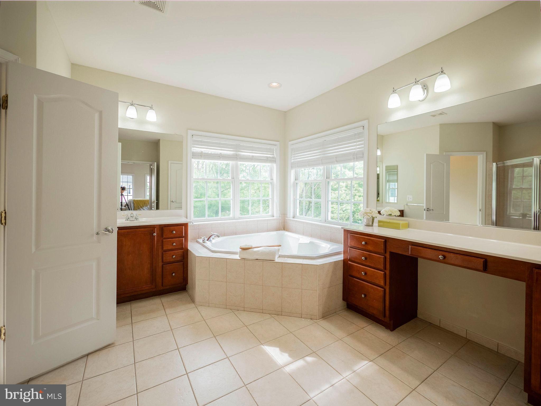 STONE RIDGE NORTH - Residential