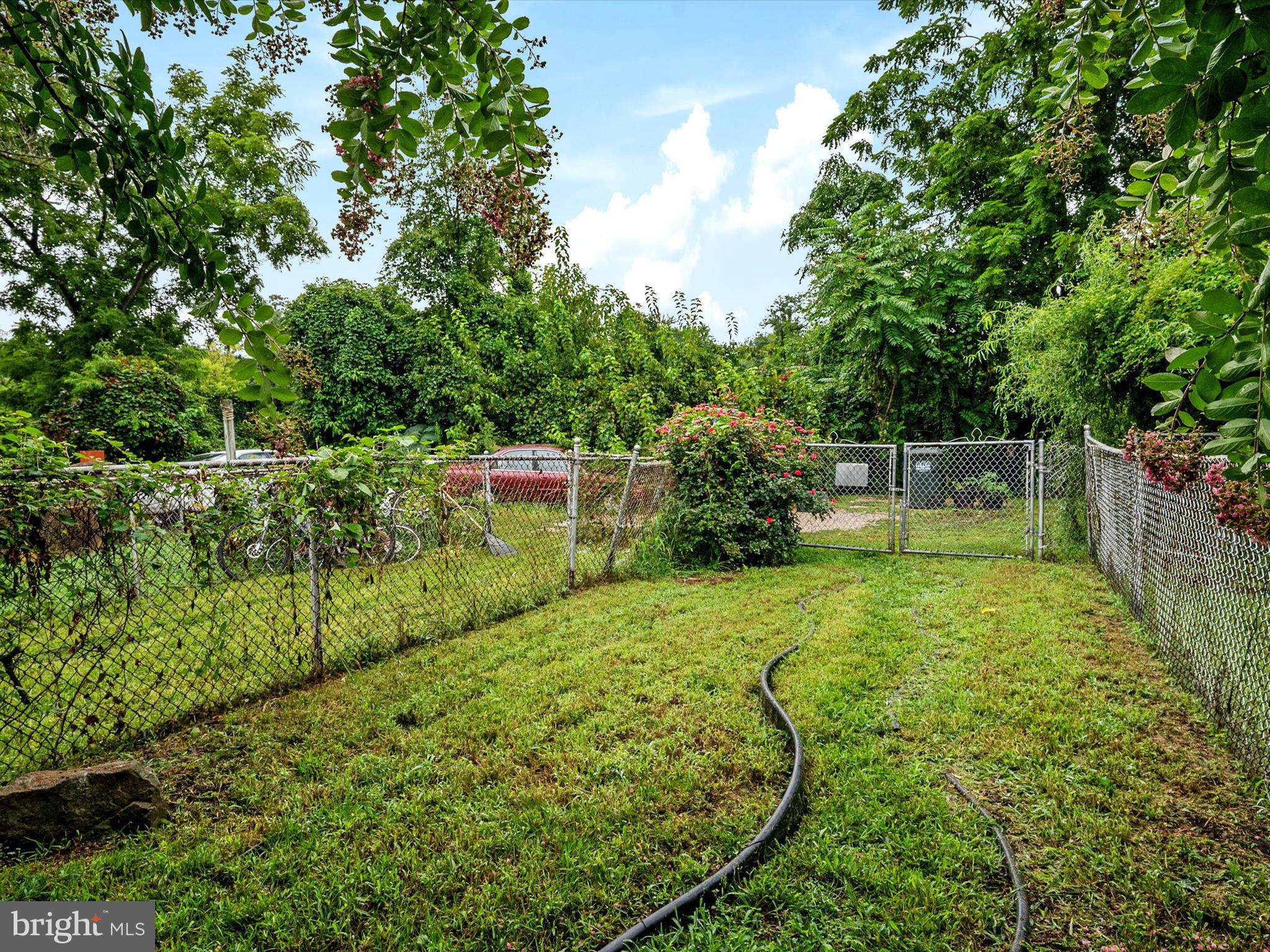 REGULARS - Residential