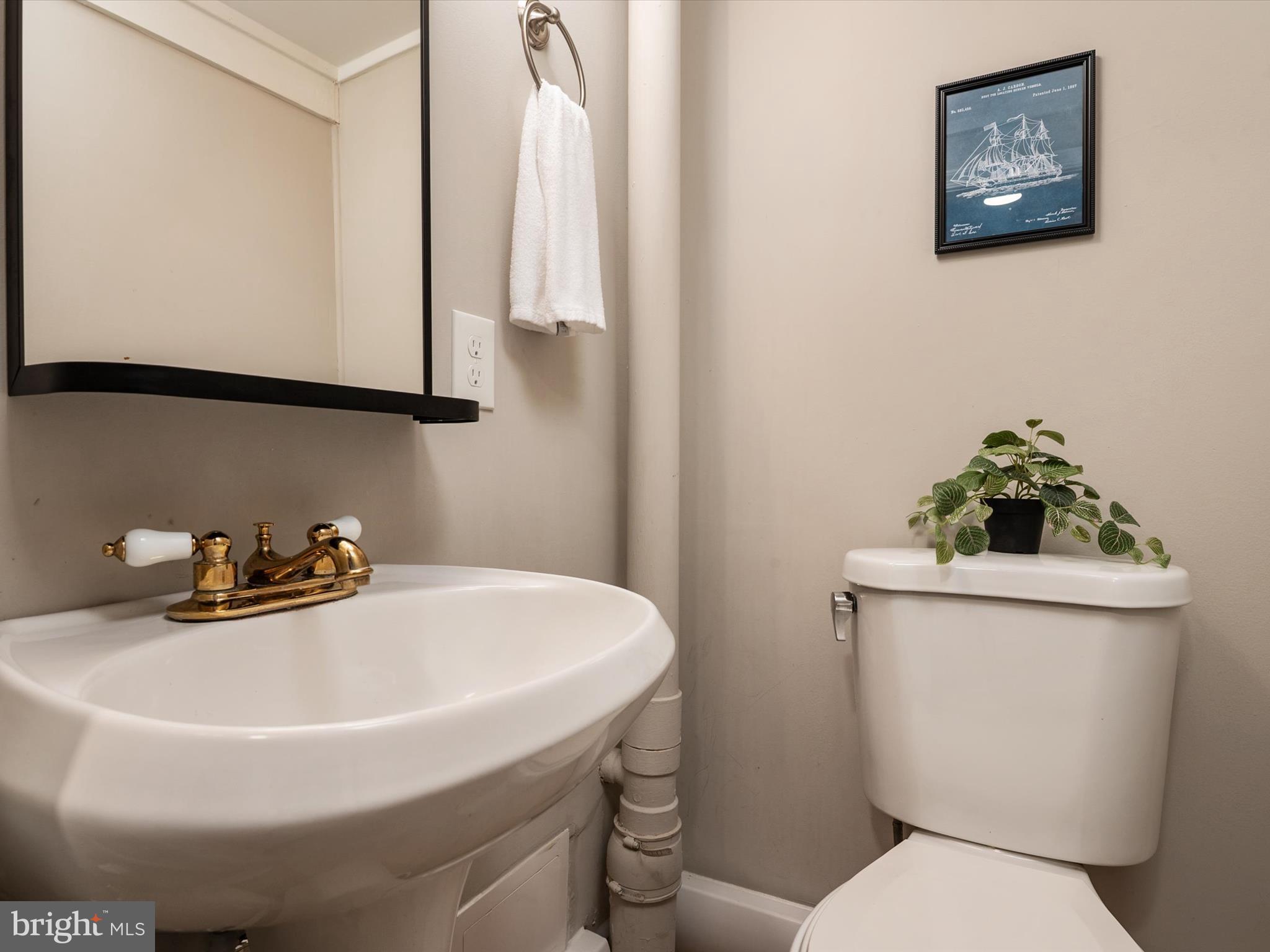 REGULARS - Residential