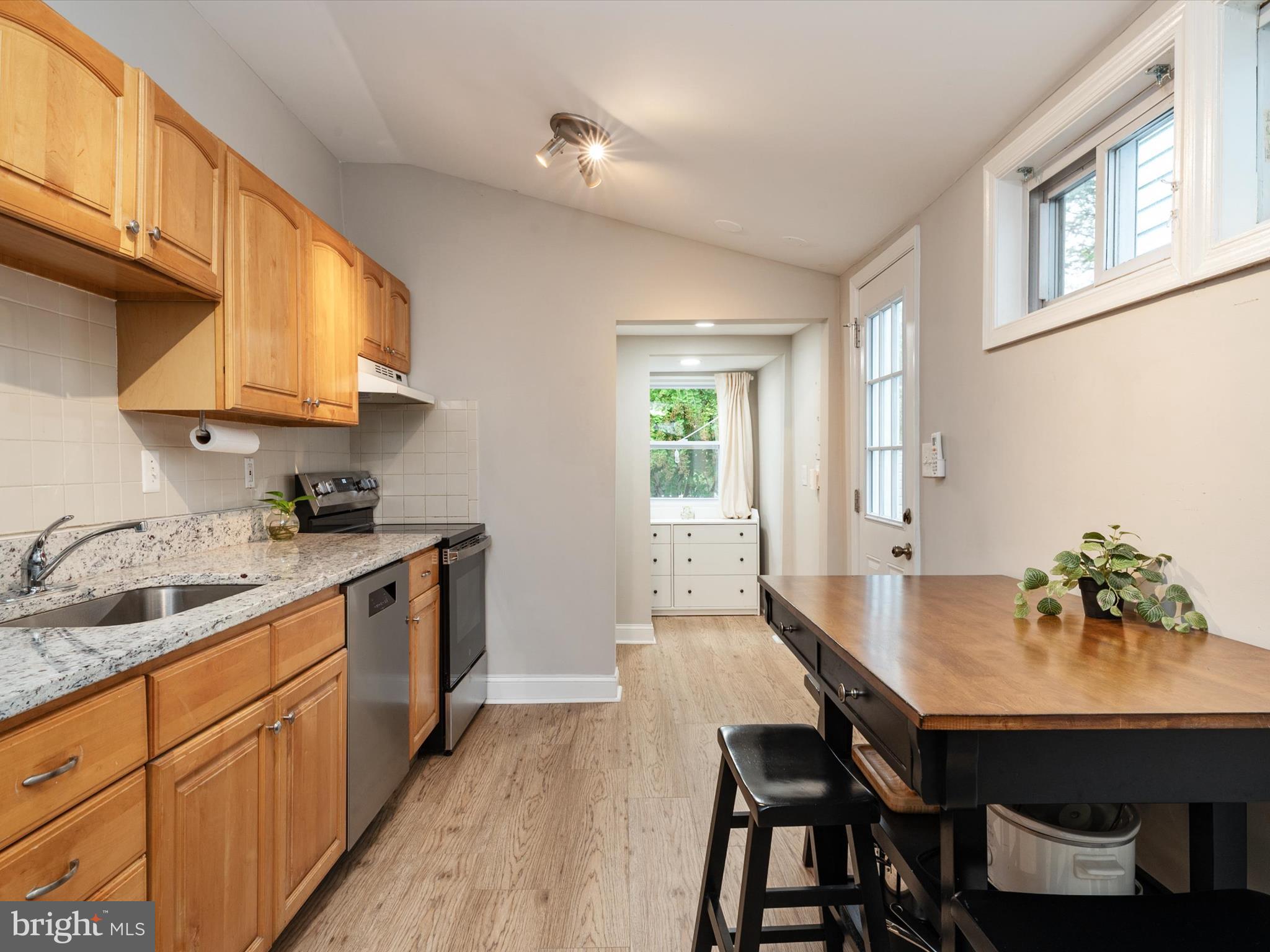 REGULARS - Residential