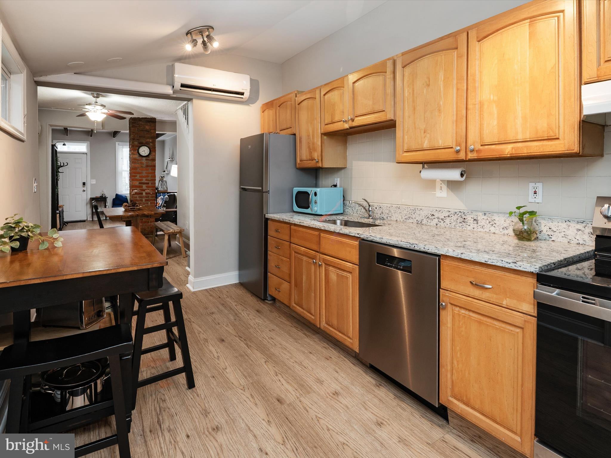 REGULARS - Residential