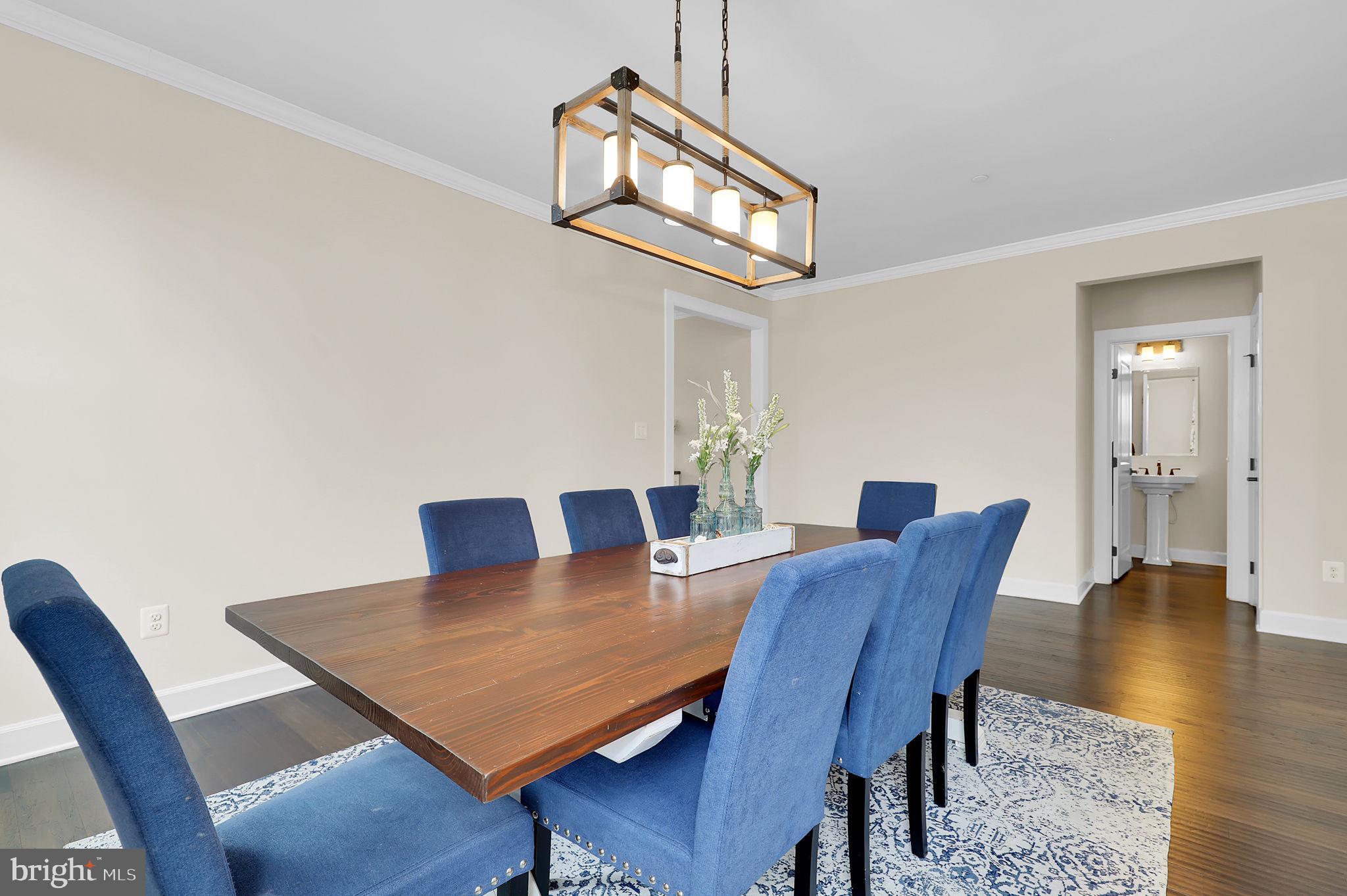 LAKE LINGANORE - Residential