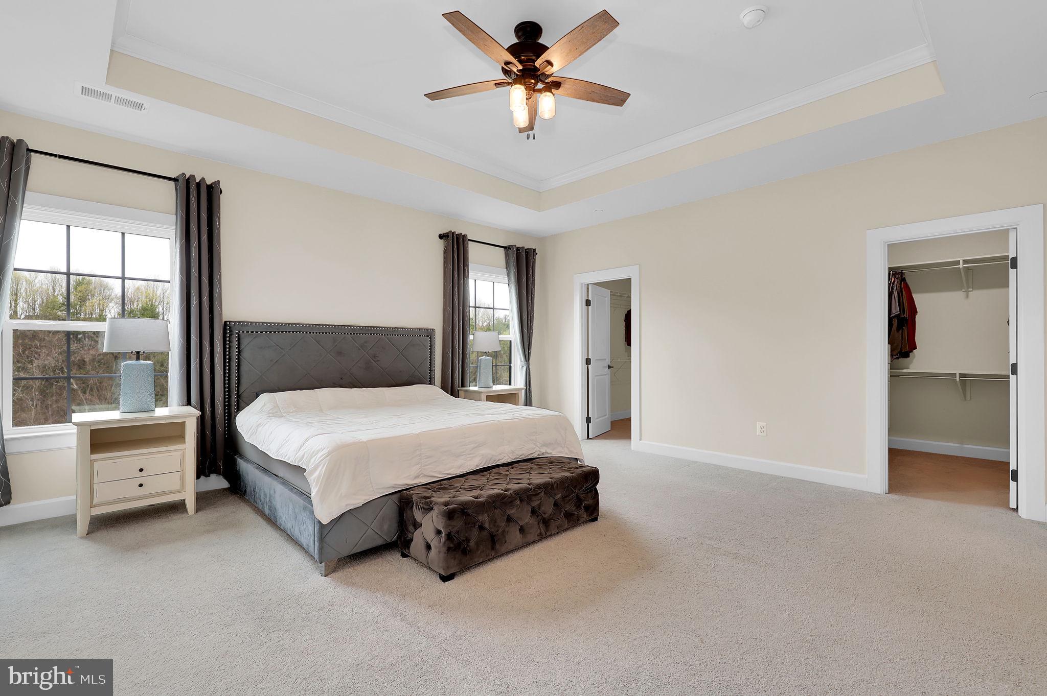 LAKE LINGANORE - Residential