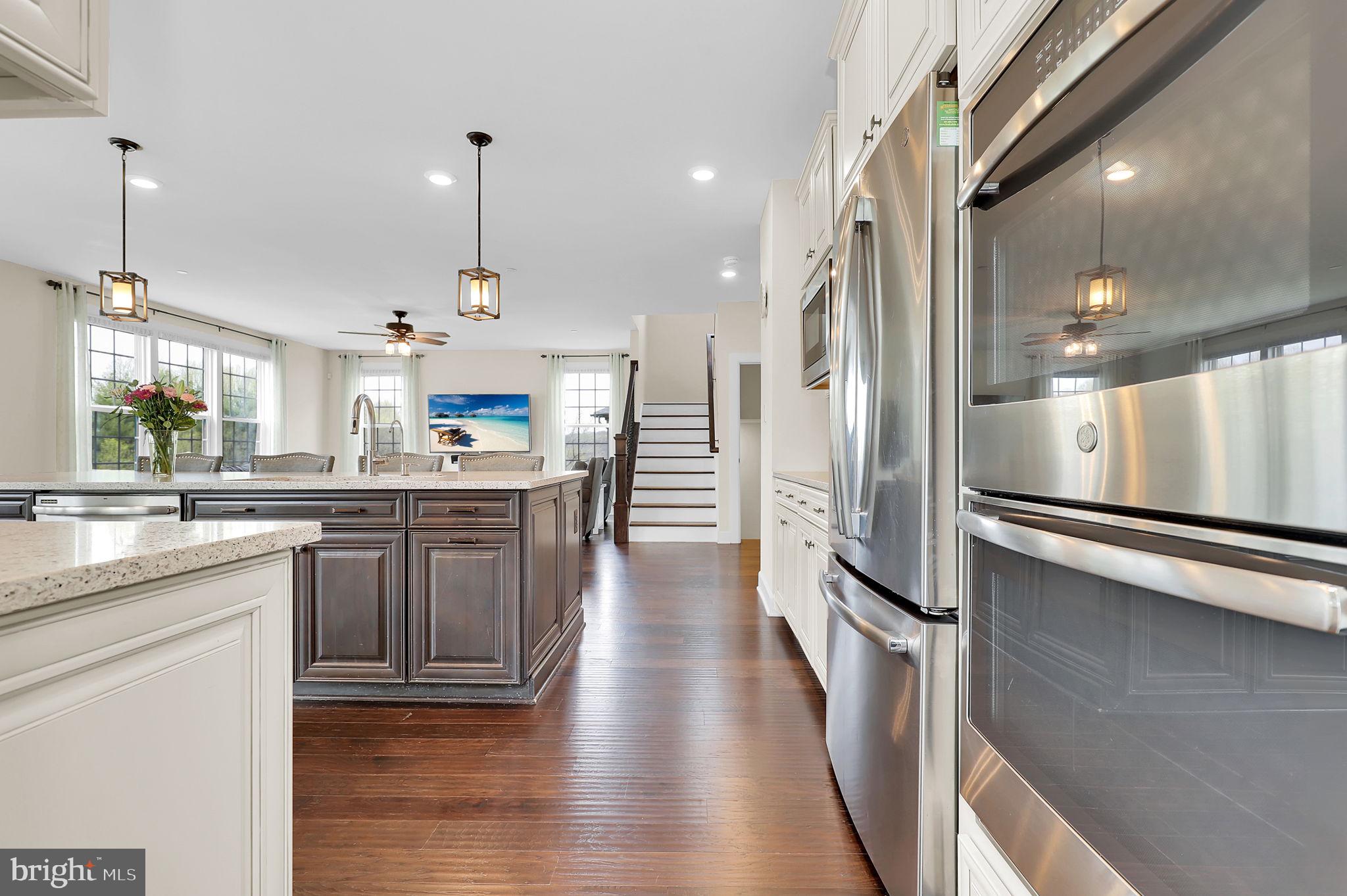 LAKE LINGANORE - Residential