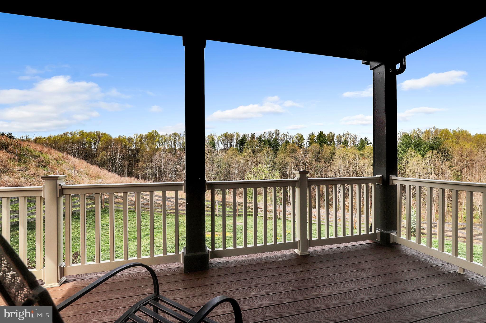 LAKE LINGANORE - Residential